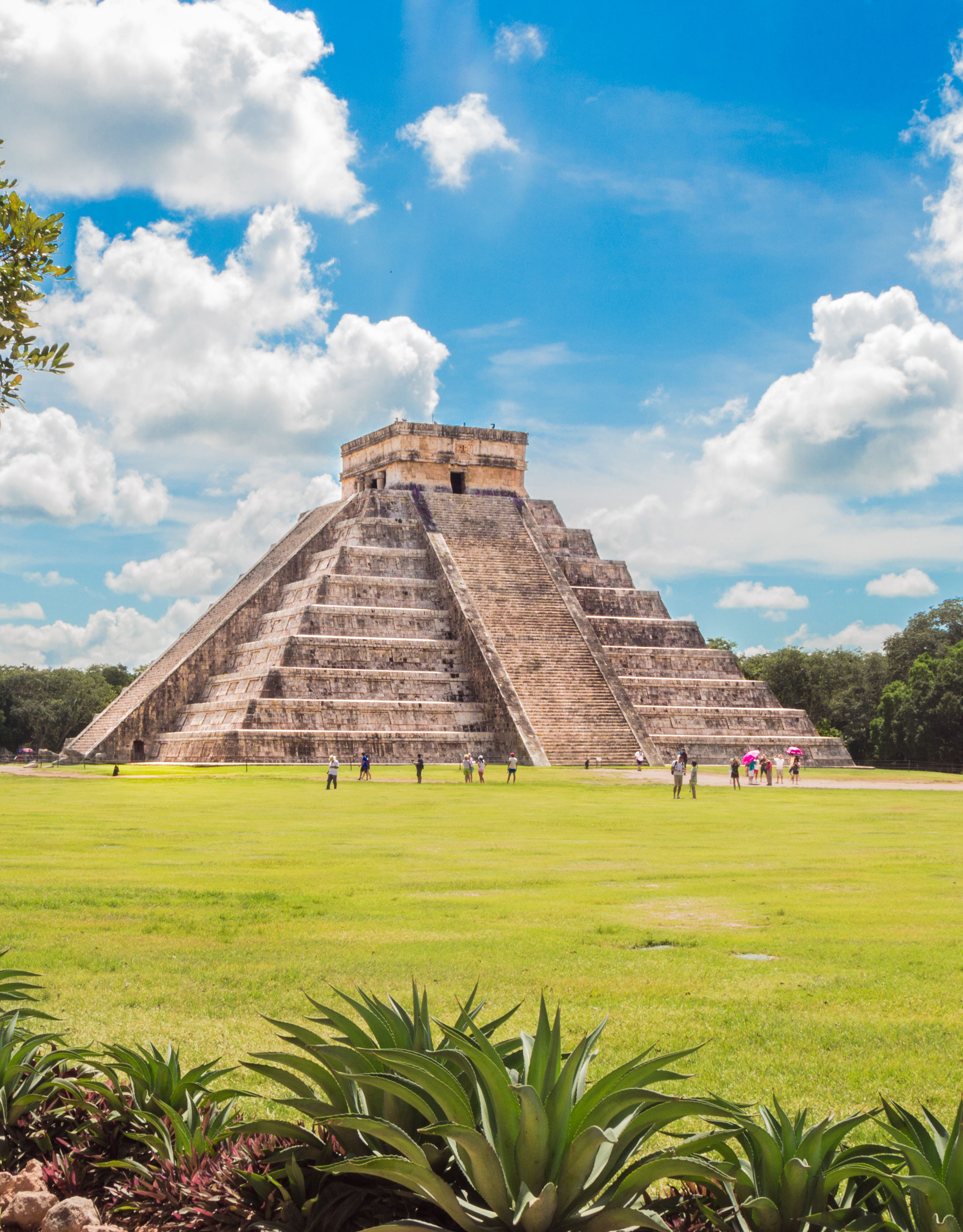Chichen Itza, Temple El Castillo Yucatan in Mexico Kukulcan
