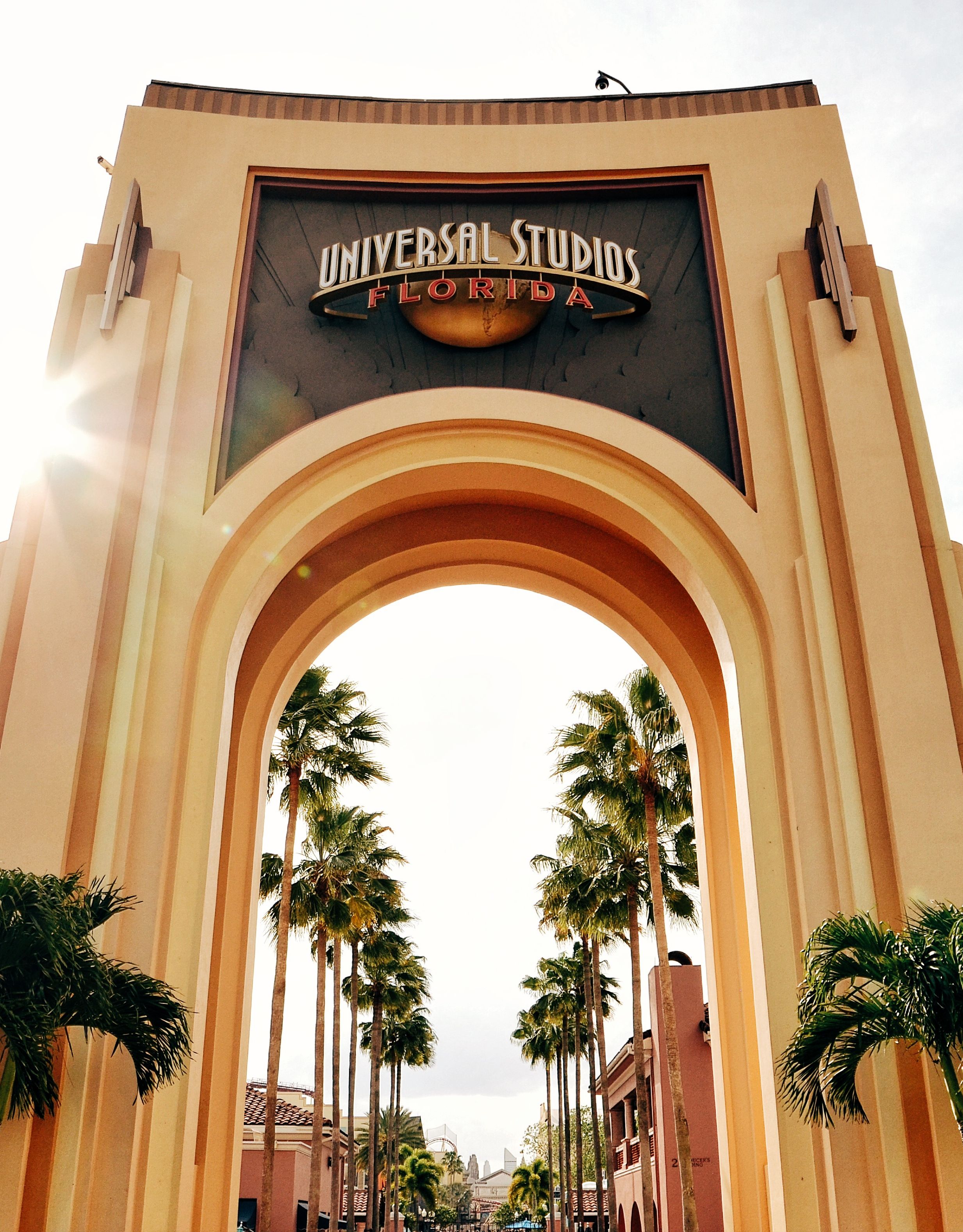 Вход на универсална арка