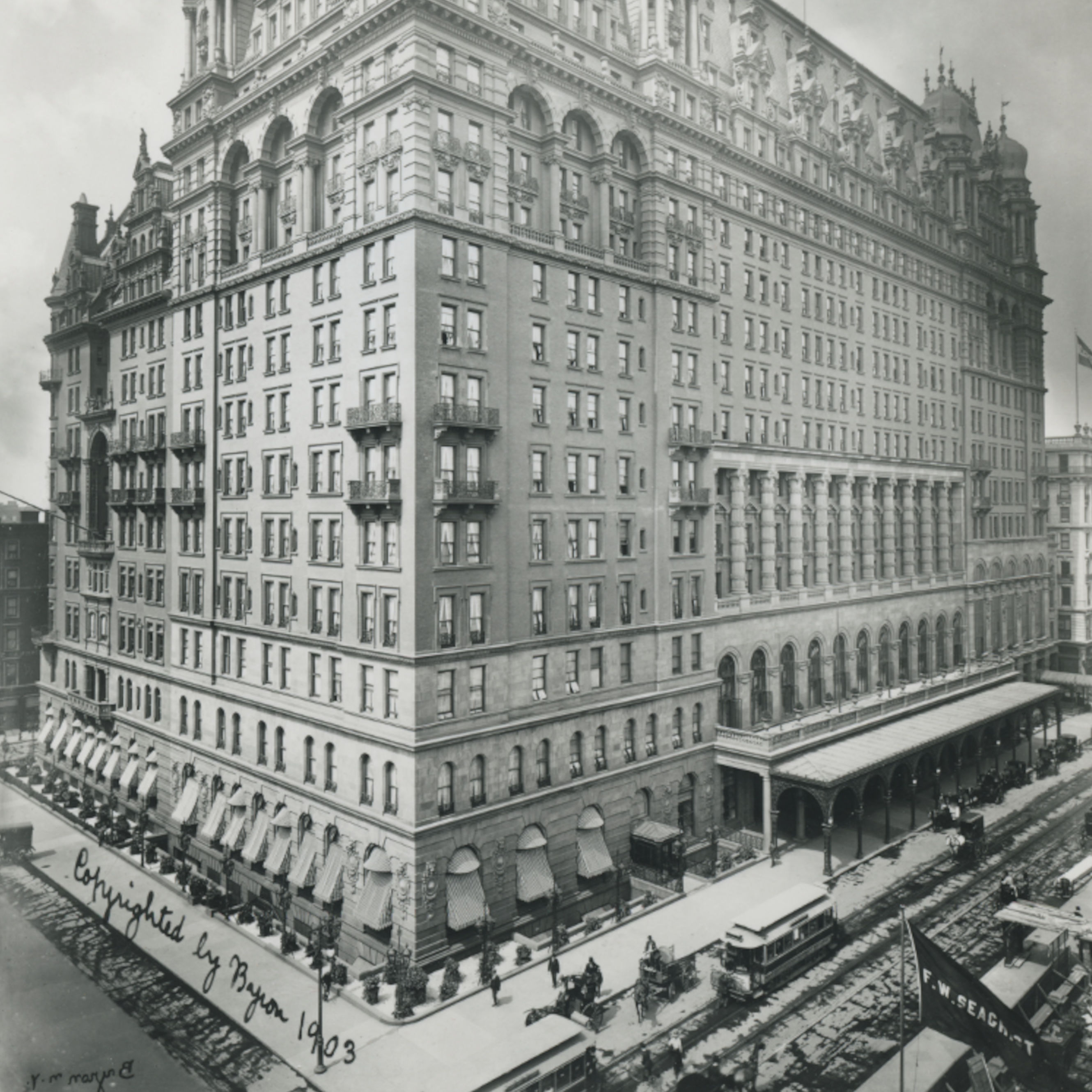 Black and White Photo of the Waldorf Astoria Hotel on Fifth Avenue in 1904