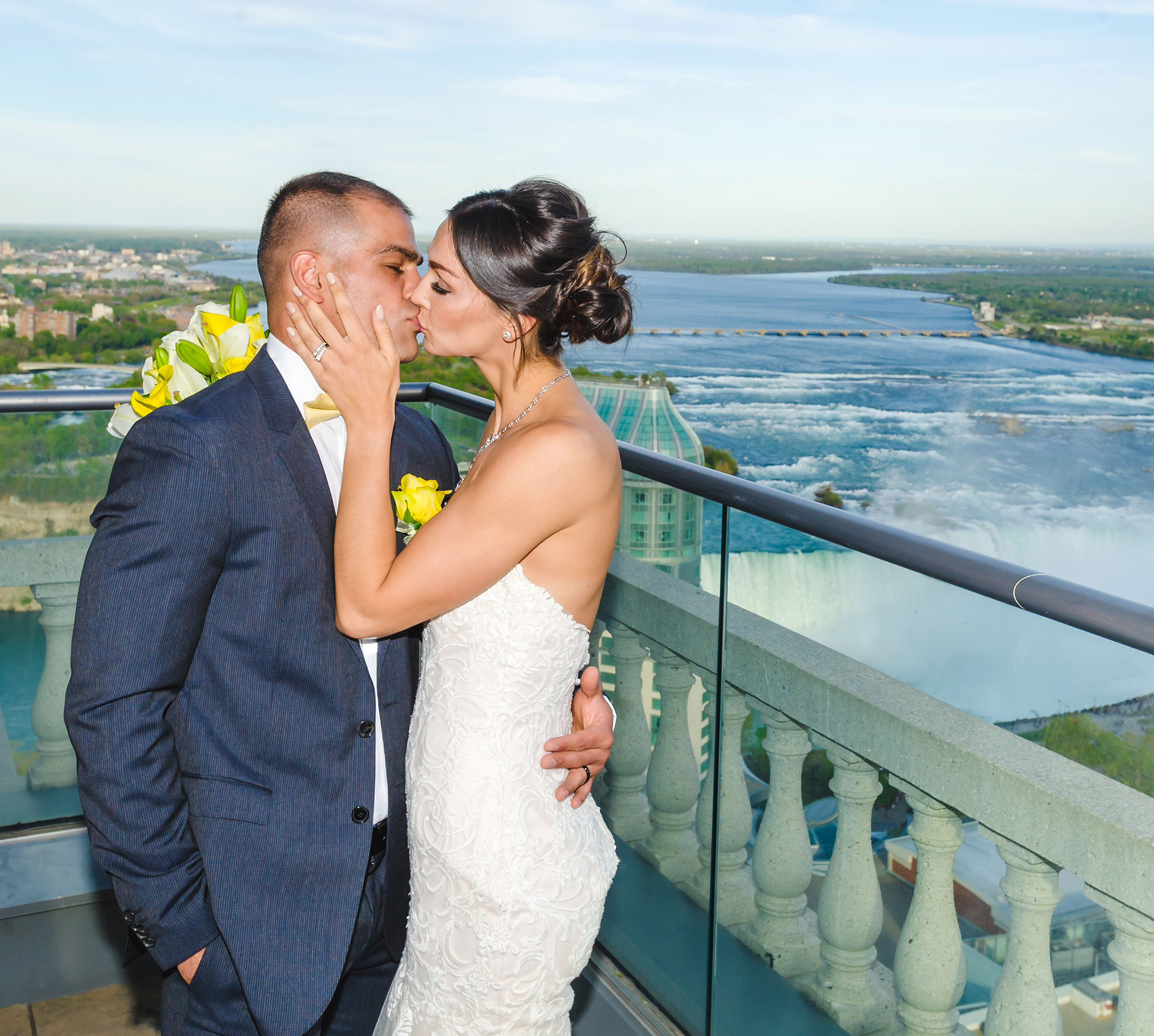 Wedding Celebration at Hilton with View of Niagara Falls