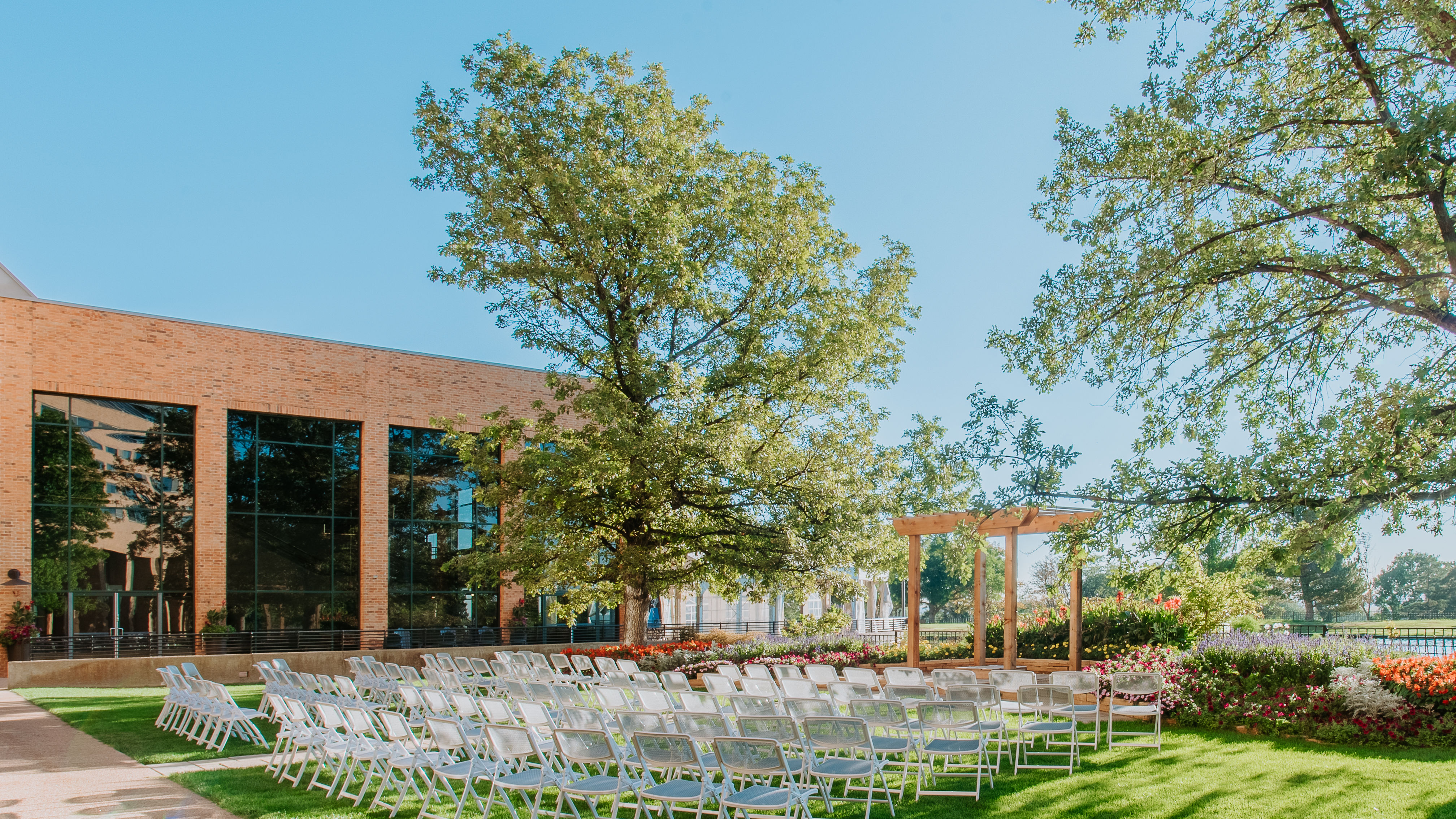 Aspen Garden Setup for a Wedding