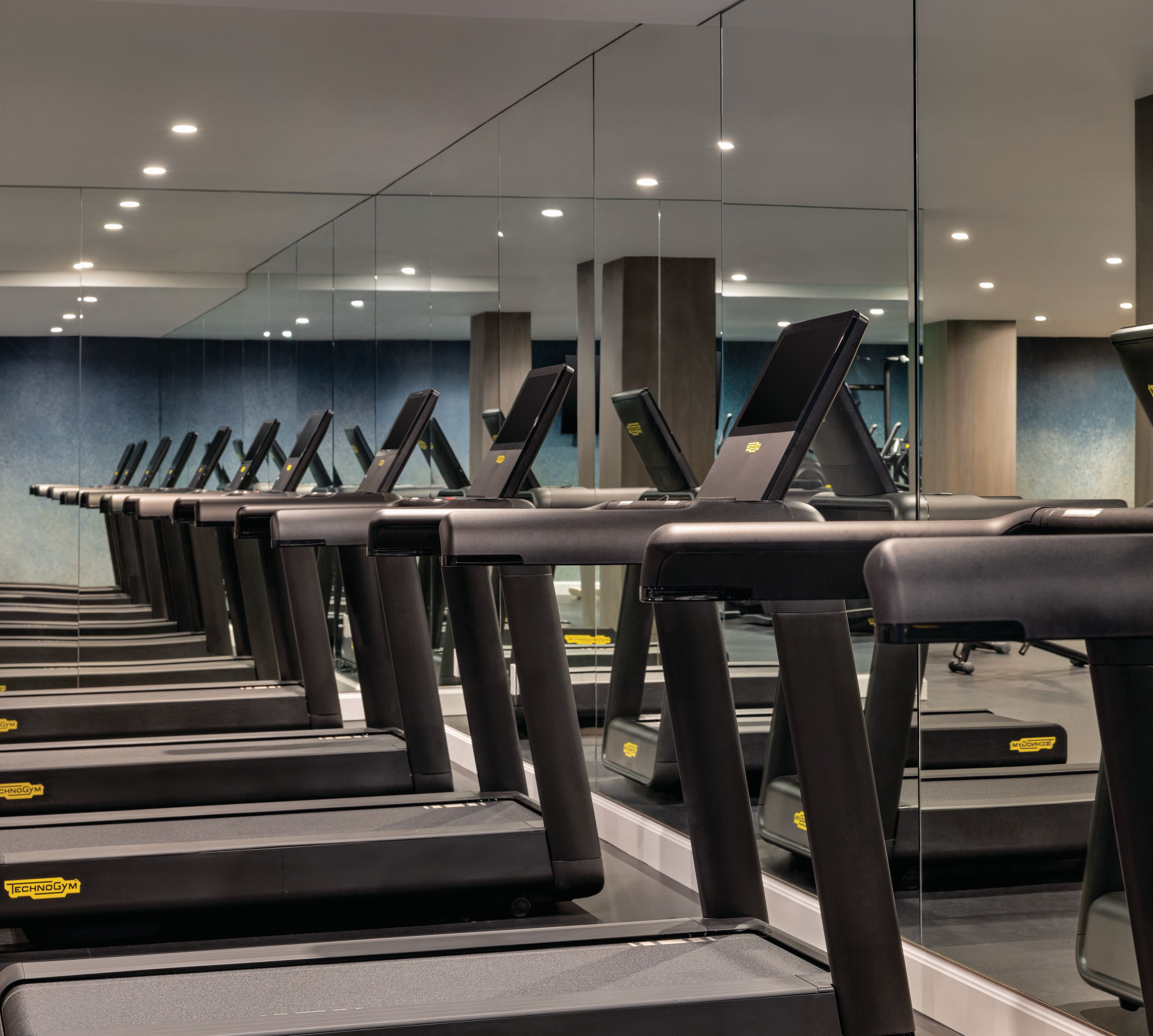 Benzi de alergare pentru centre de fitness