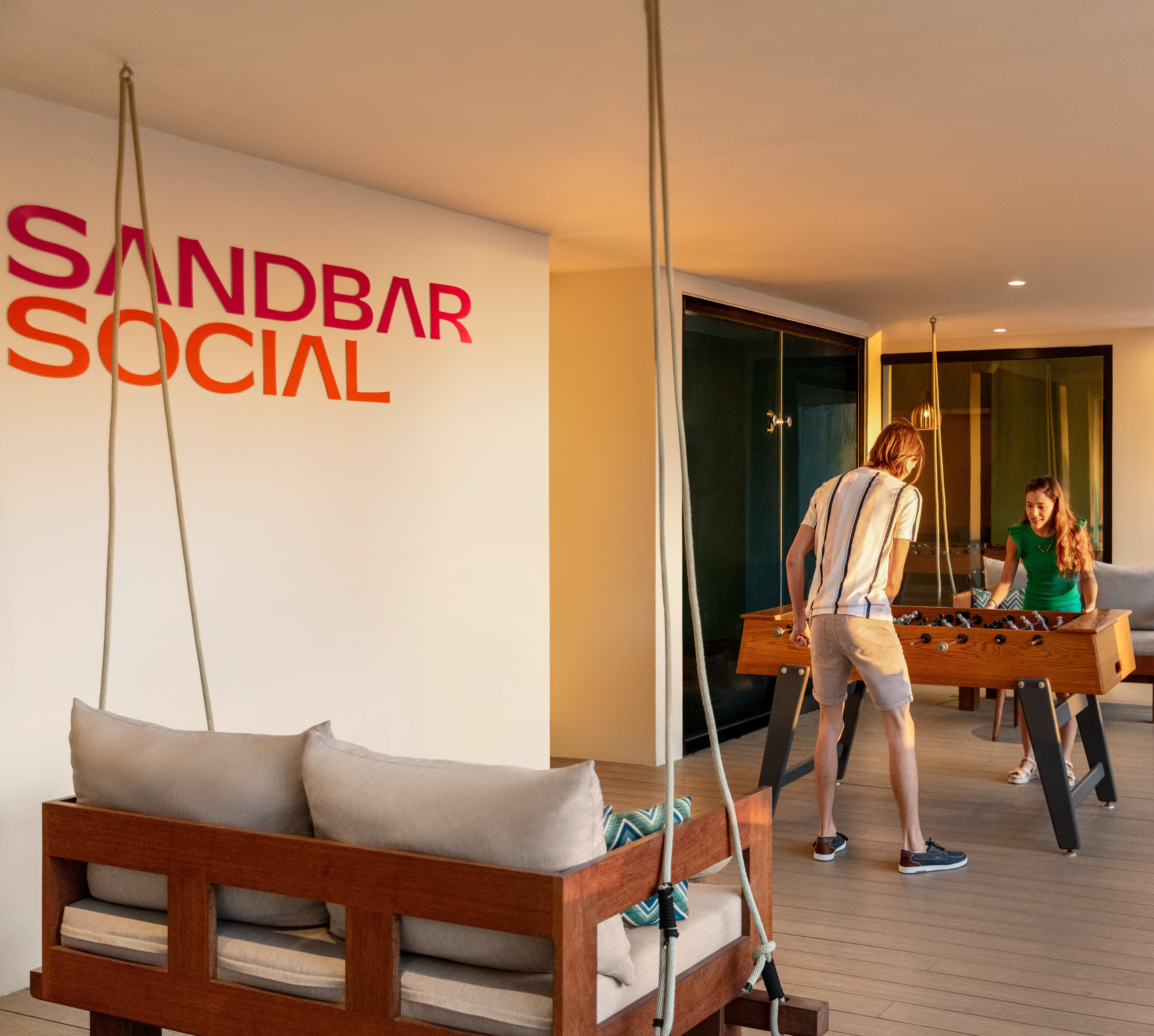 Sandbar Social 酒吧