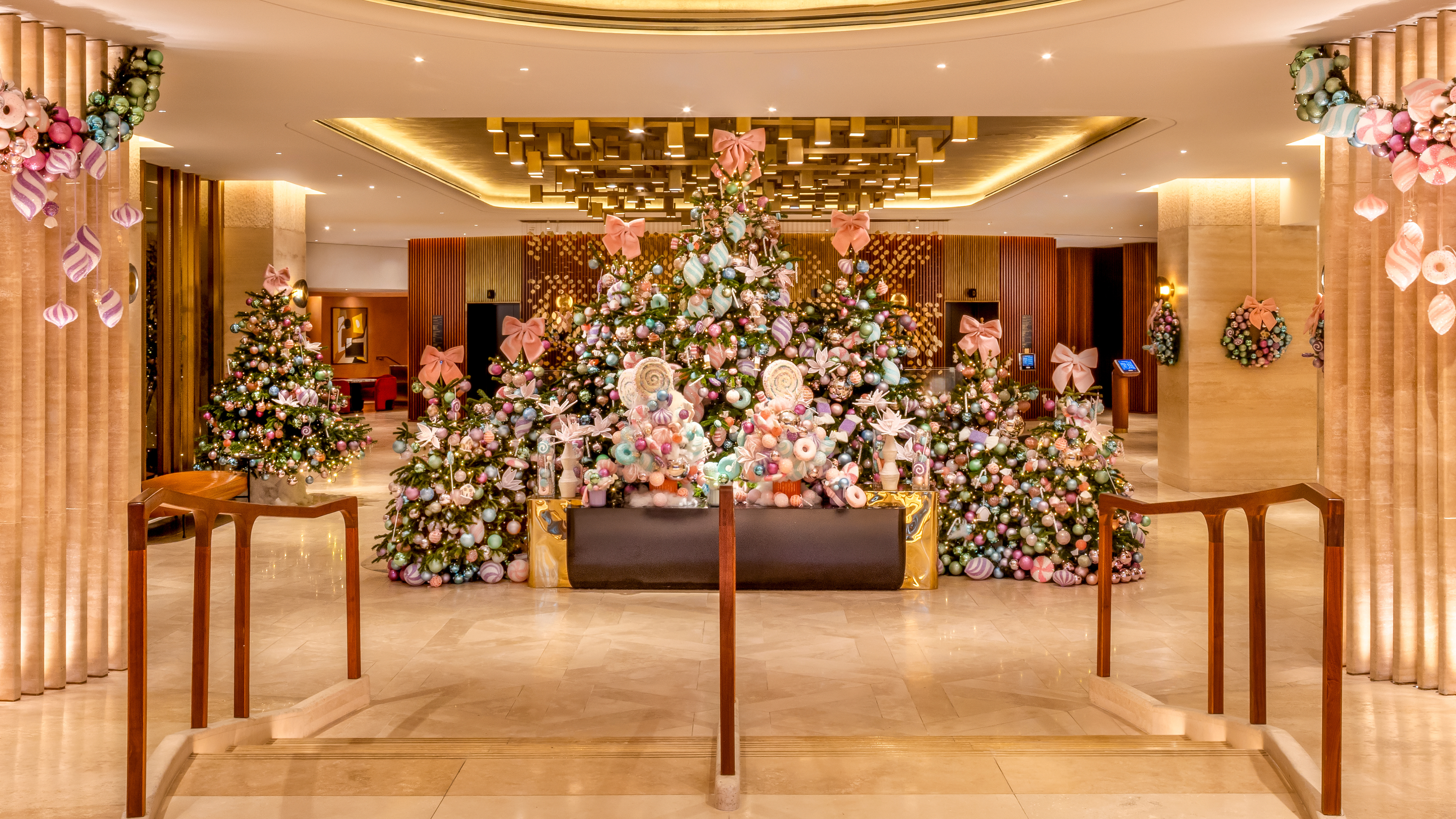 Hall de Noël de l'hôtel London Hilton Park Lane