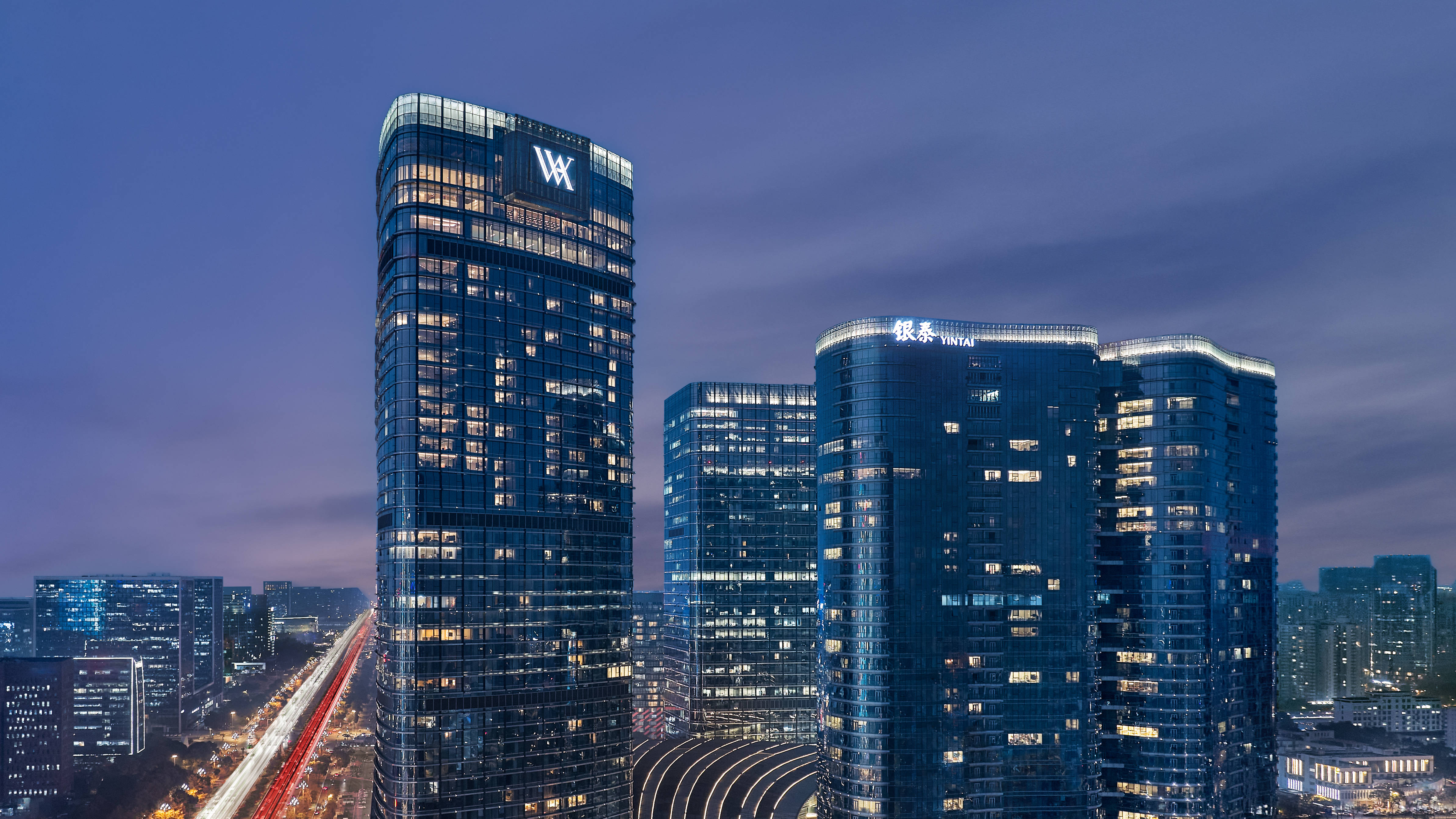 Waldorf Astoria Chengdu hotel exterior at night