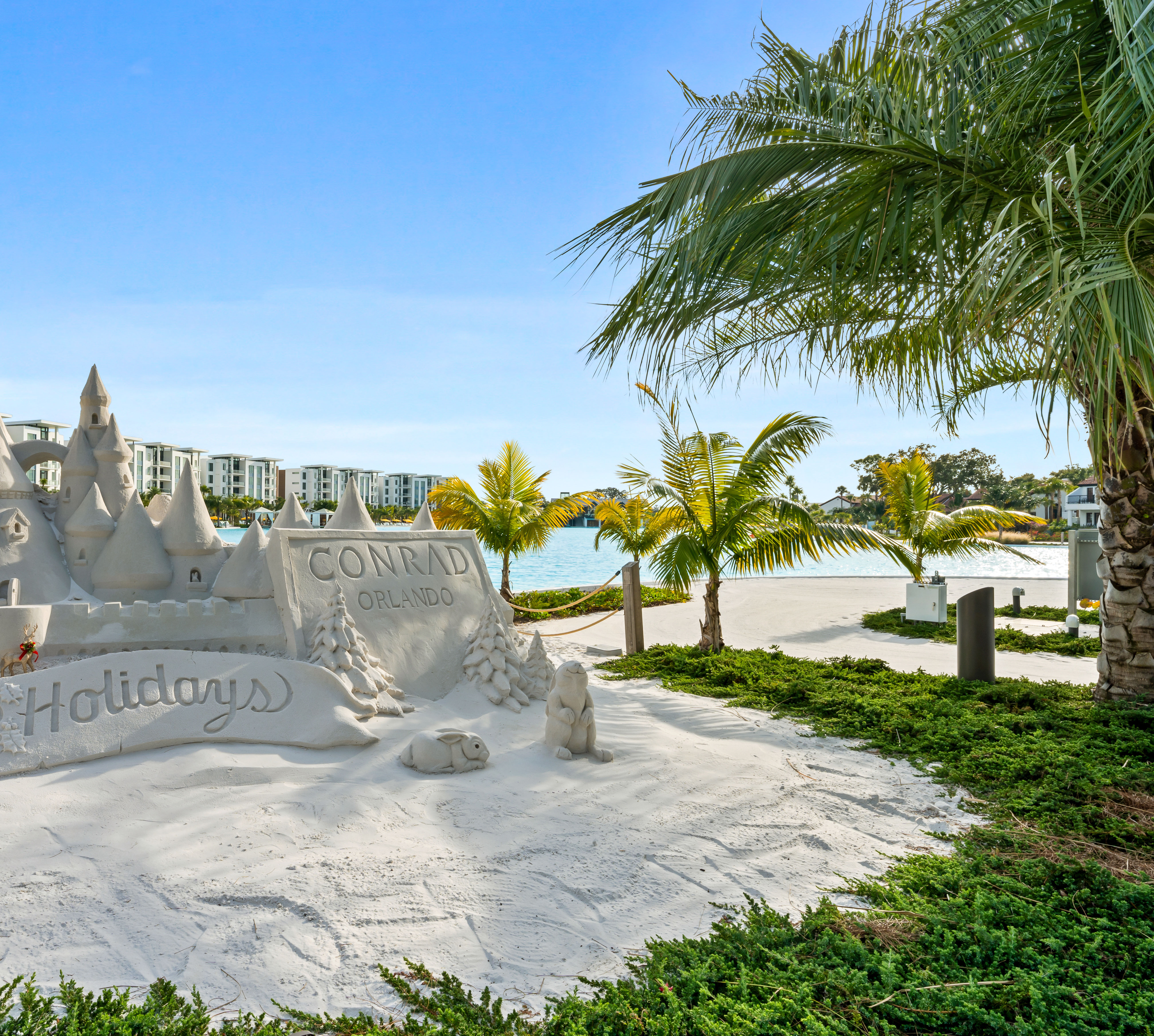 Conrad Orlando Sand art wide shot