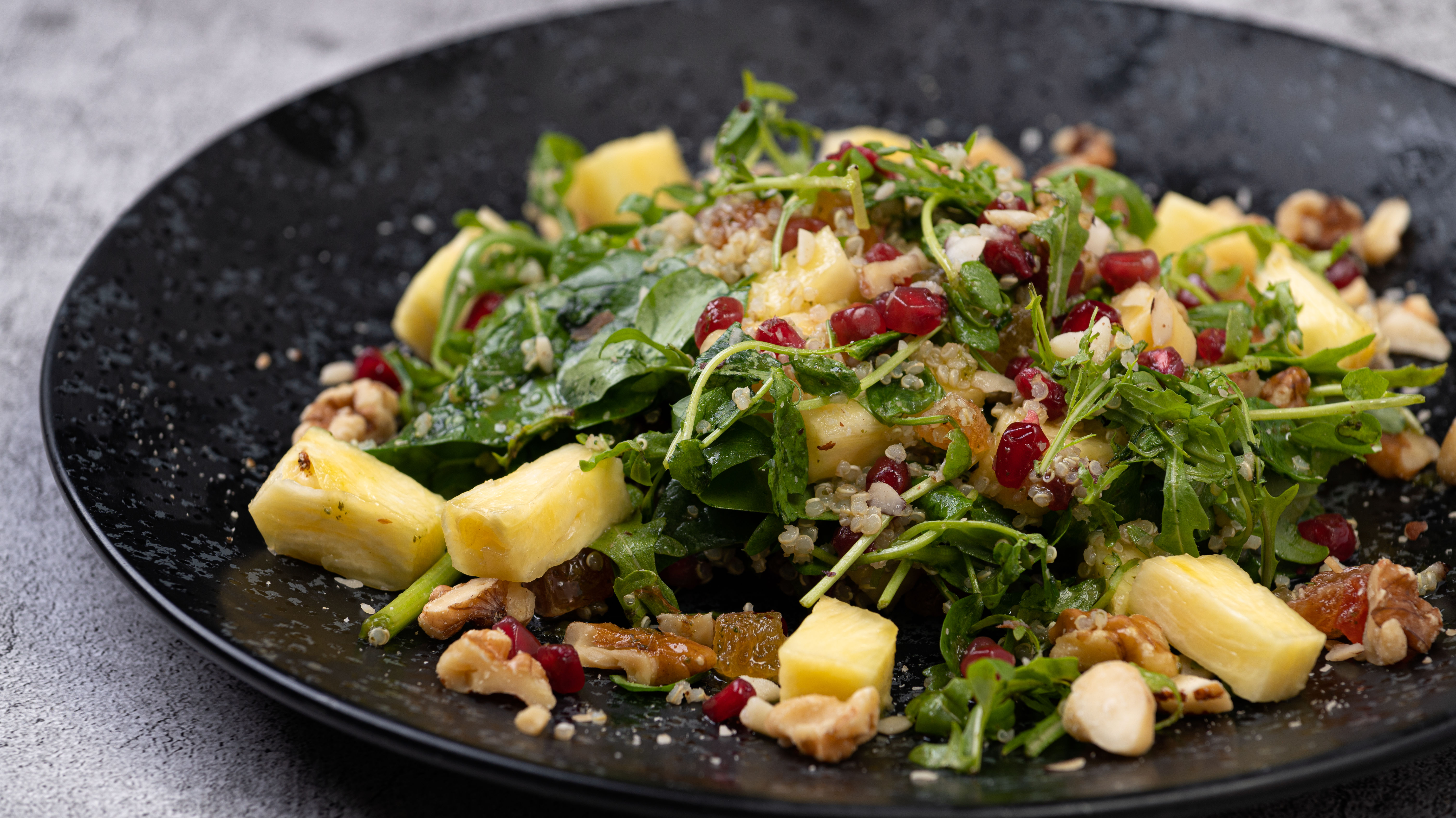 Penyepuhan salad buah