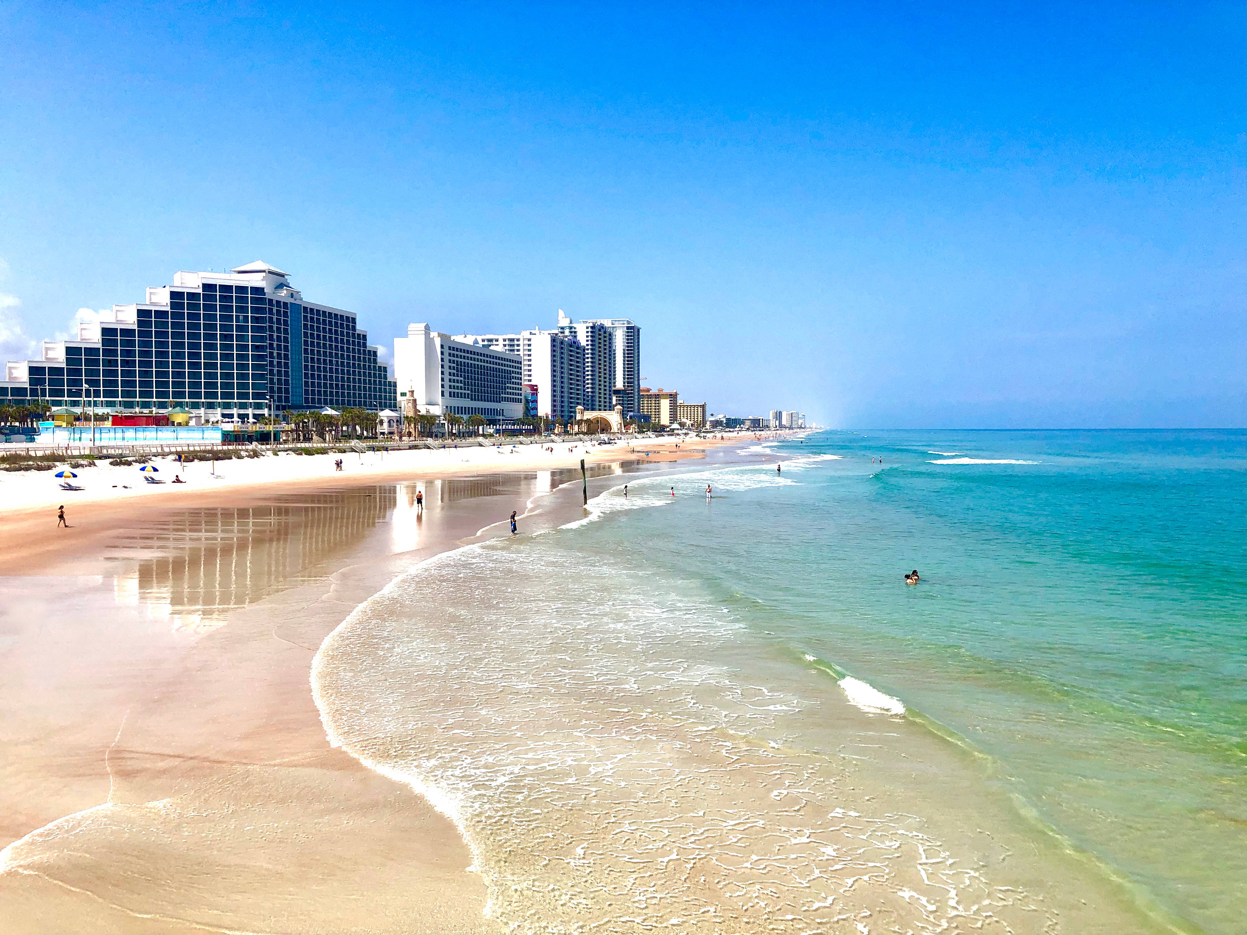 Vista externa do Hilton Daytona Beach Oceanfront Resort