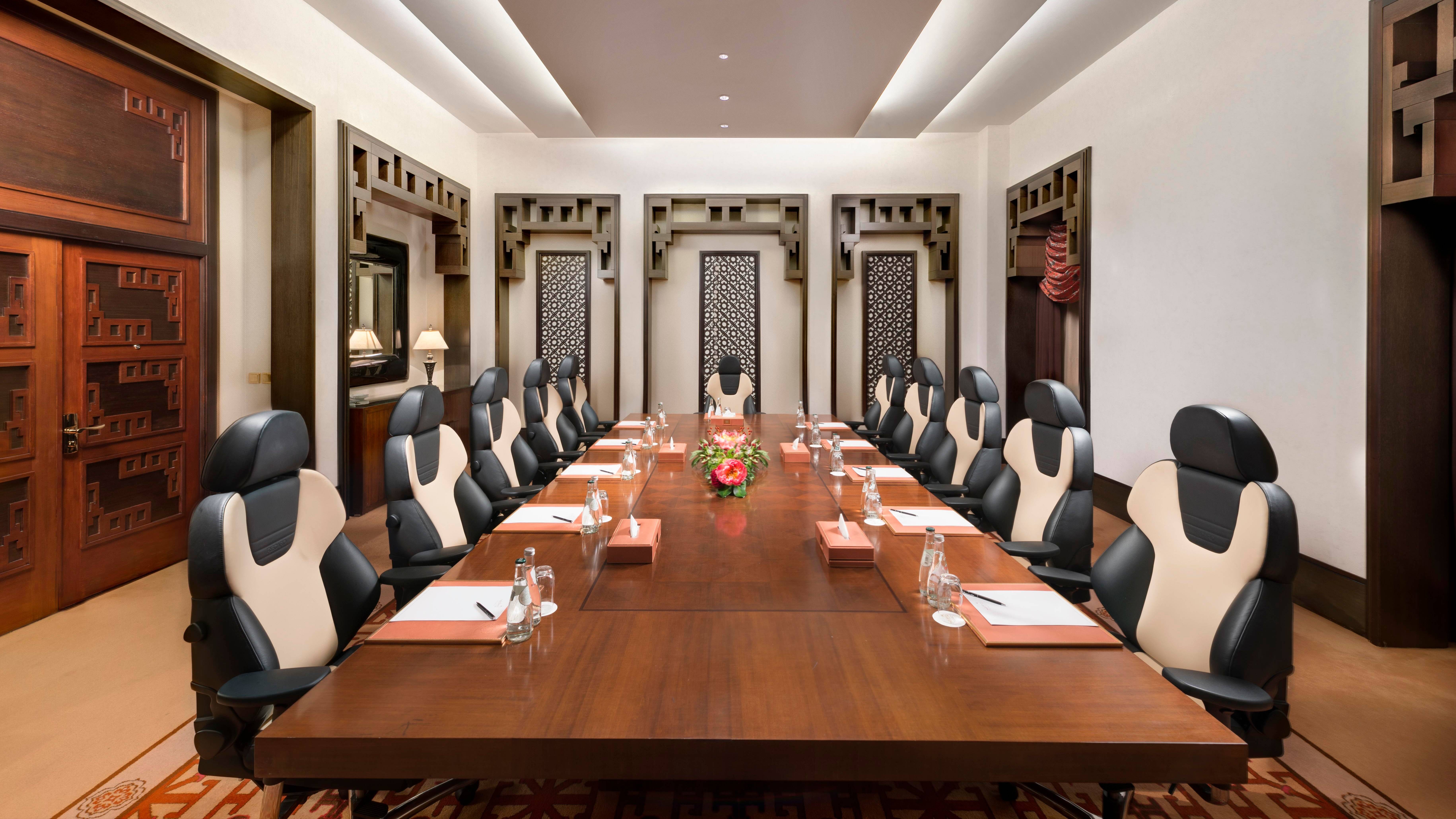Ming Meeting Room