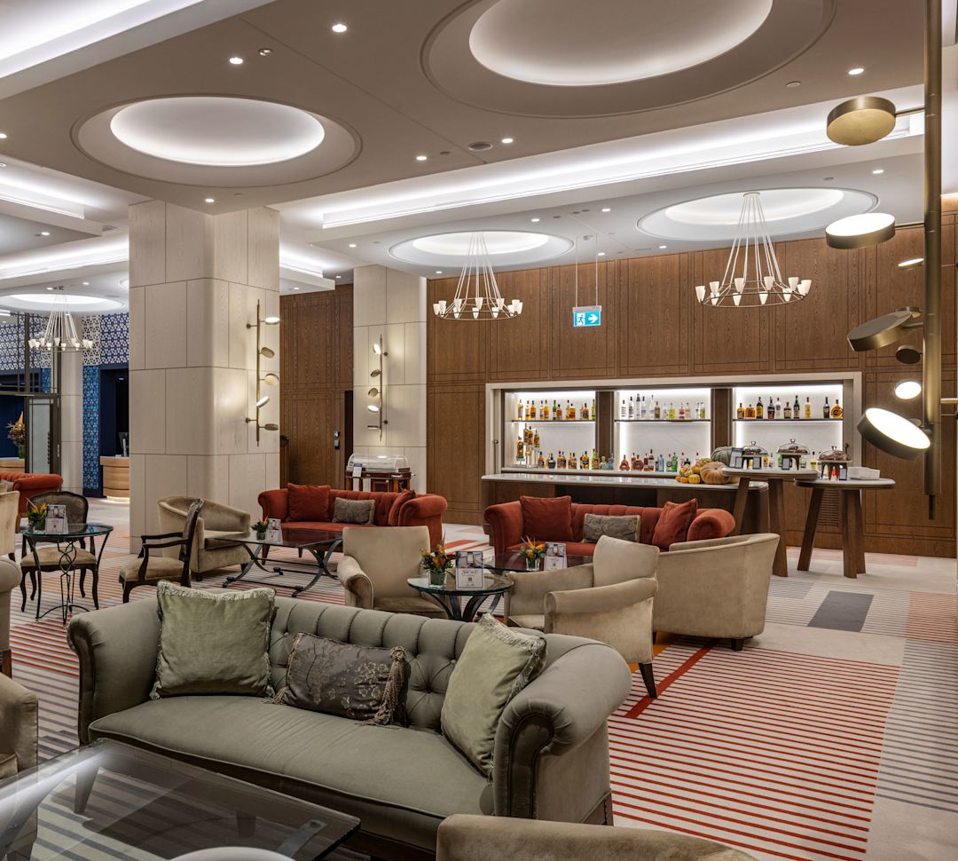 Komfortabler Sitzbereich in der Lobby