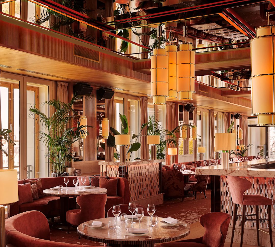 Chaises au restaurant Kinugawa