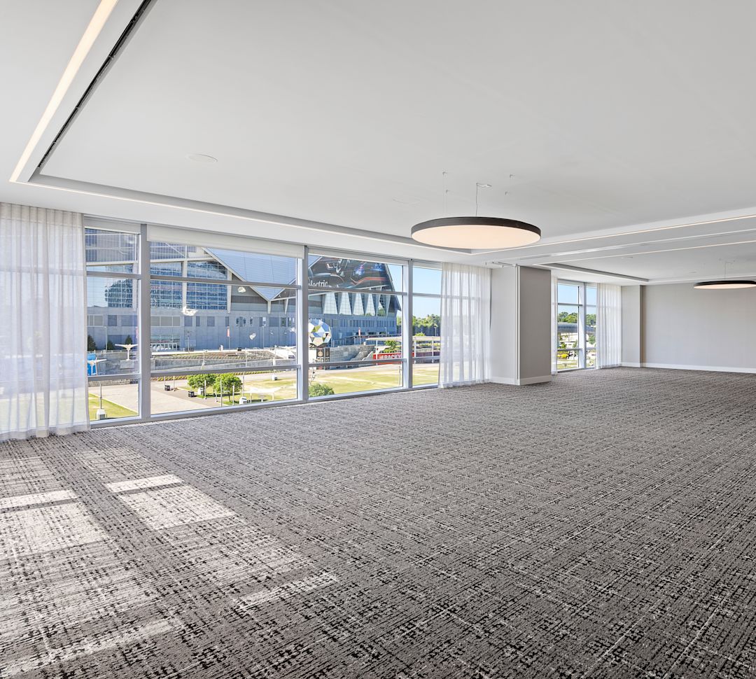 Magnificent Meeting Room with Divider