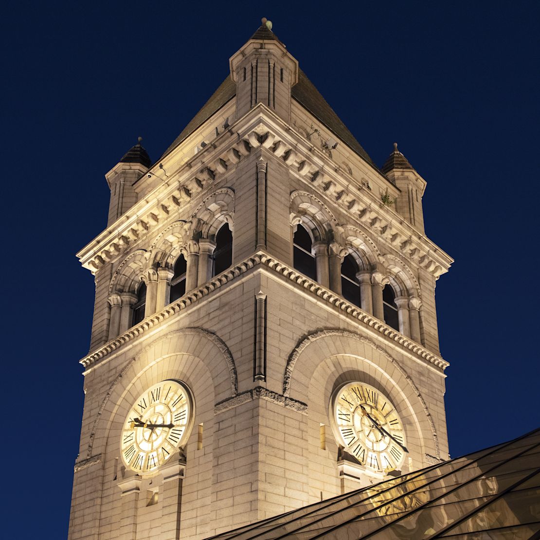Detalles de la torre del reloj: transición
