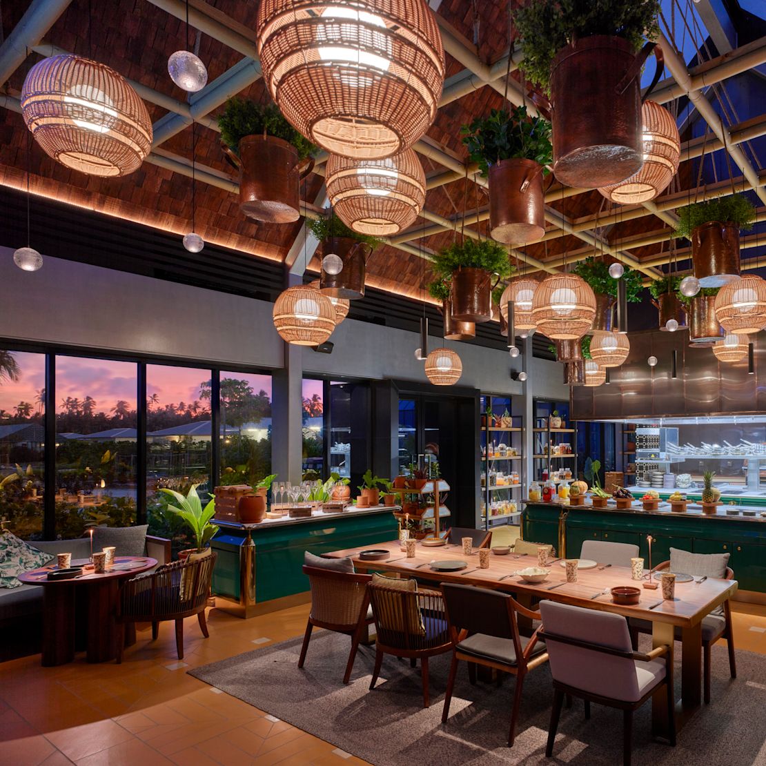 Moulin Restaurant-transition