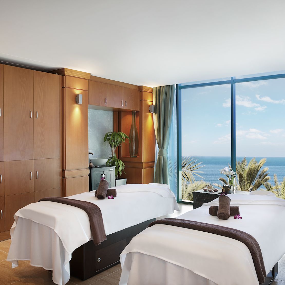 Spa Treatment Room-transition