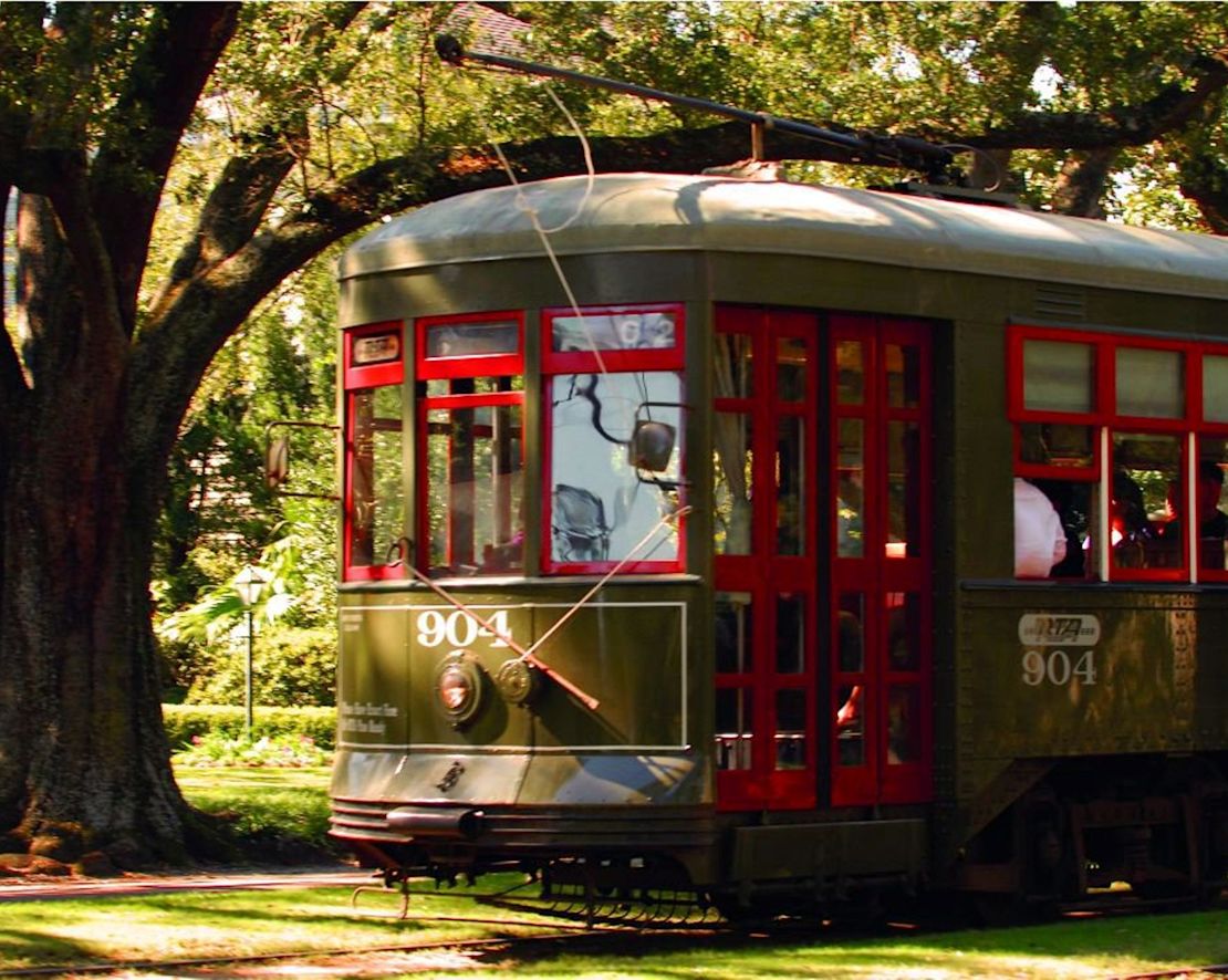 New Orleans Streetcars-transition