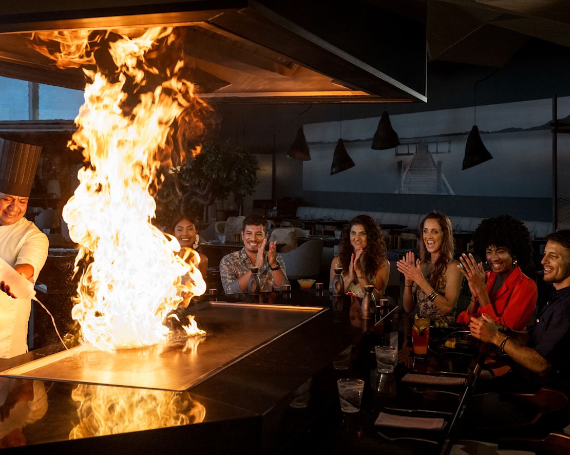 Noriku Teppanyaki Show-transition