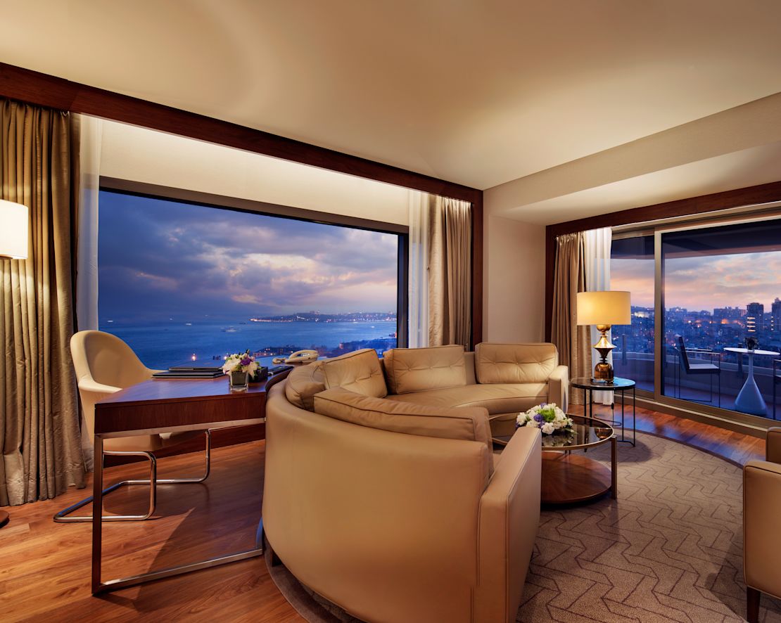 Bosporus Suite mit Balkon, Zimmer – Übergang