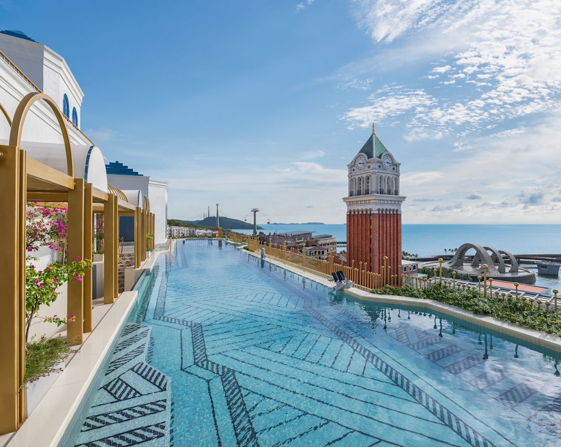 Francesca Rooftop Pool Bar with Sea View-next-transition