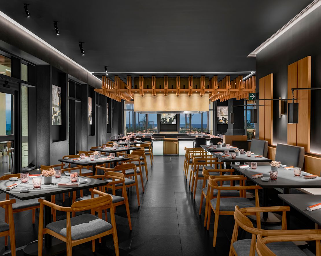 Noriku Restaurant-transition