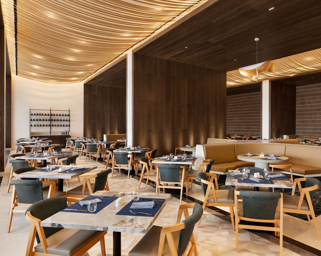 Vela Food Hall – Übergang