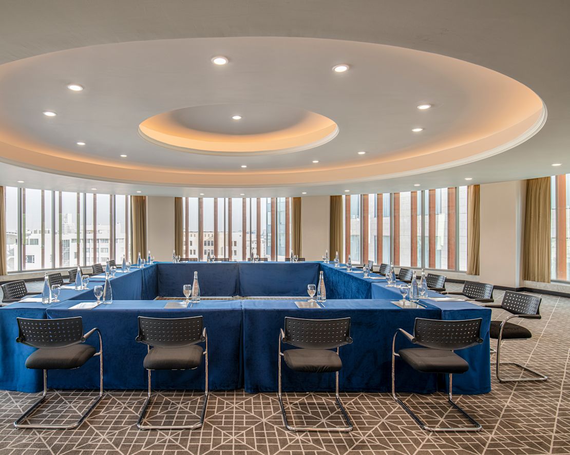 Lotus Meeting Room-transition