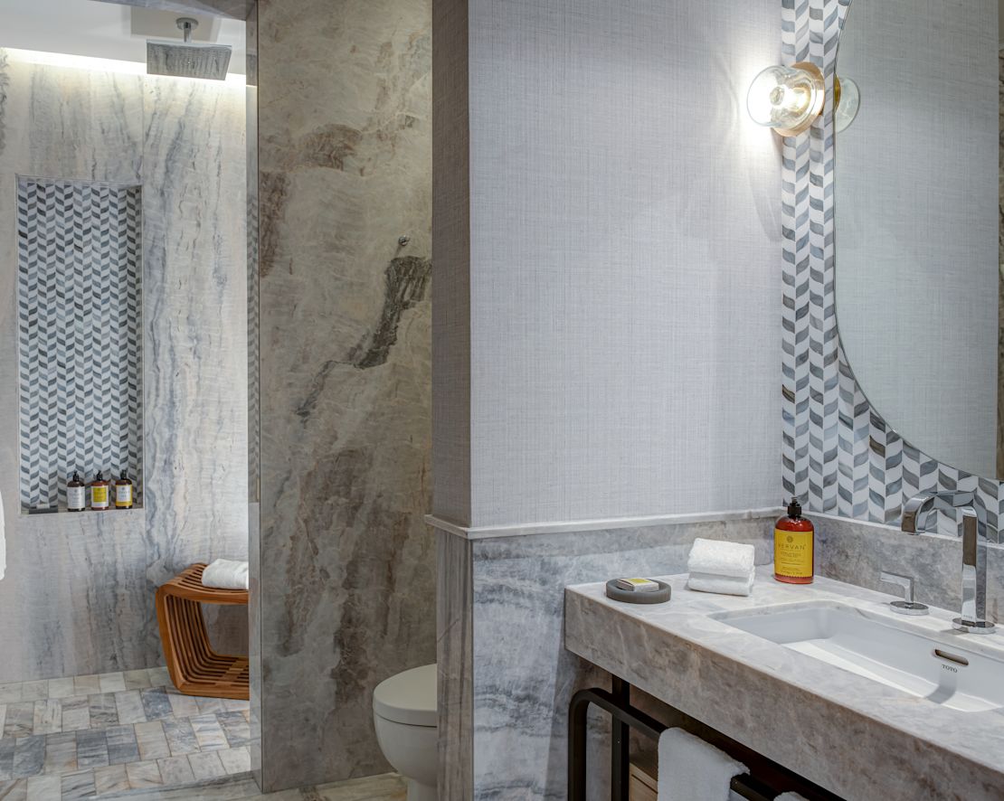 Bathroom suite with vanity and shower room-previous-transition