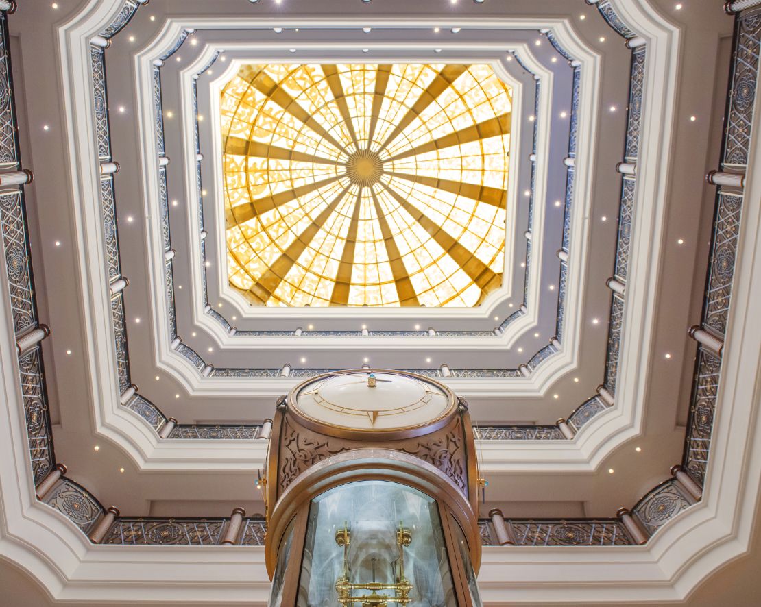 Hotel Builidng Ceiling-transition