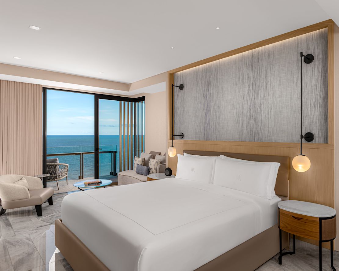 King bed ocean front suite-next-transition