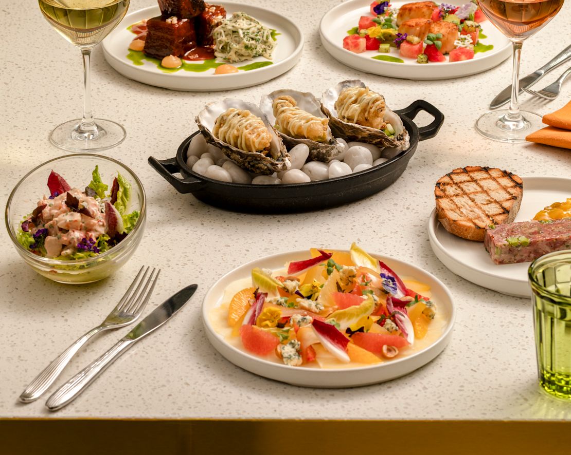 PCB yeni menüsünden bir yemek.-geçiş