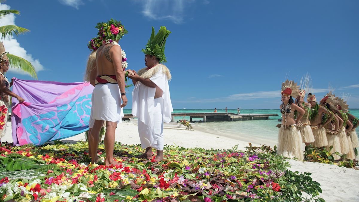 Polynesian Wedding Ceremony at the Beach