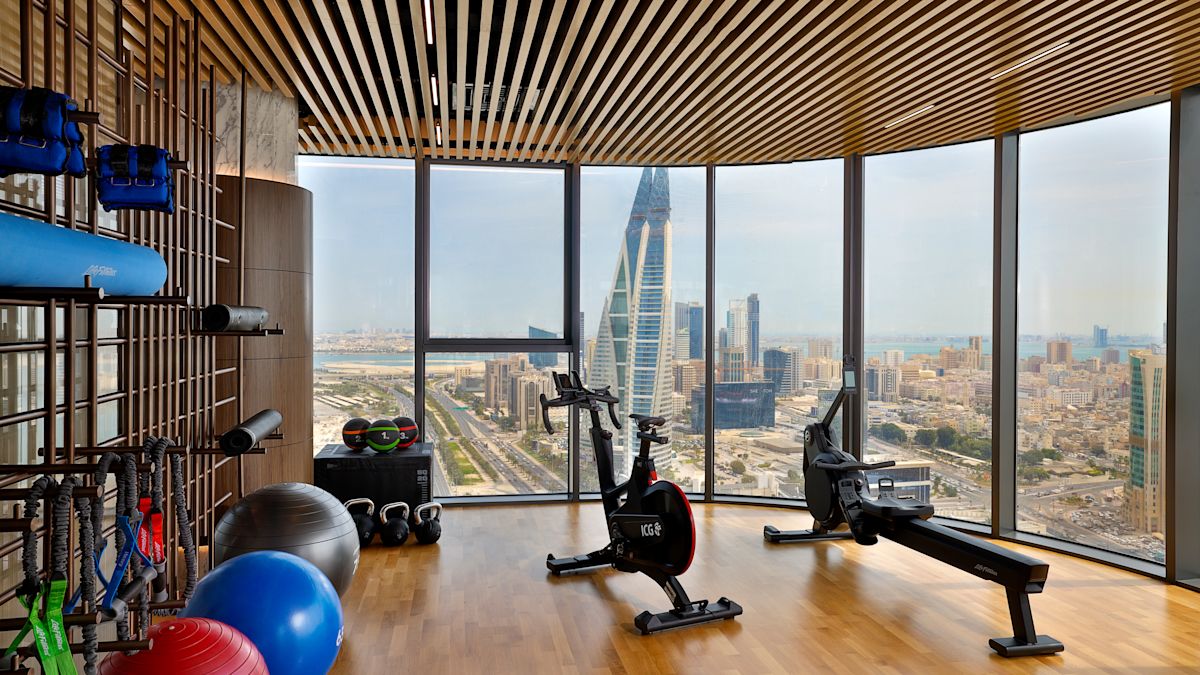 Centre sportif avec vue sur la ville