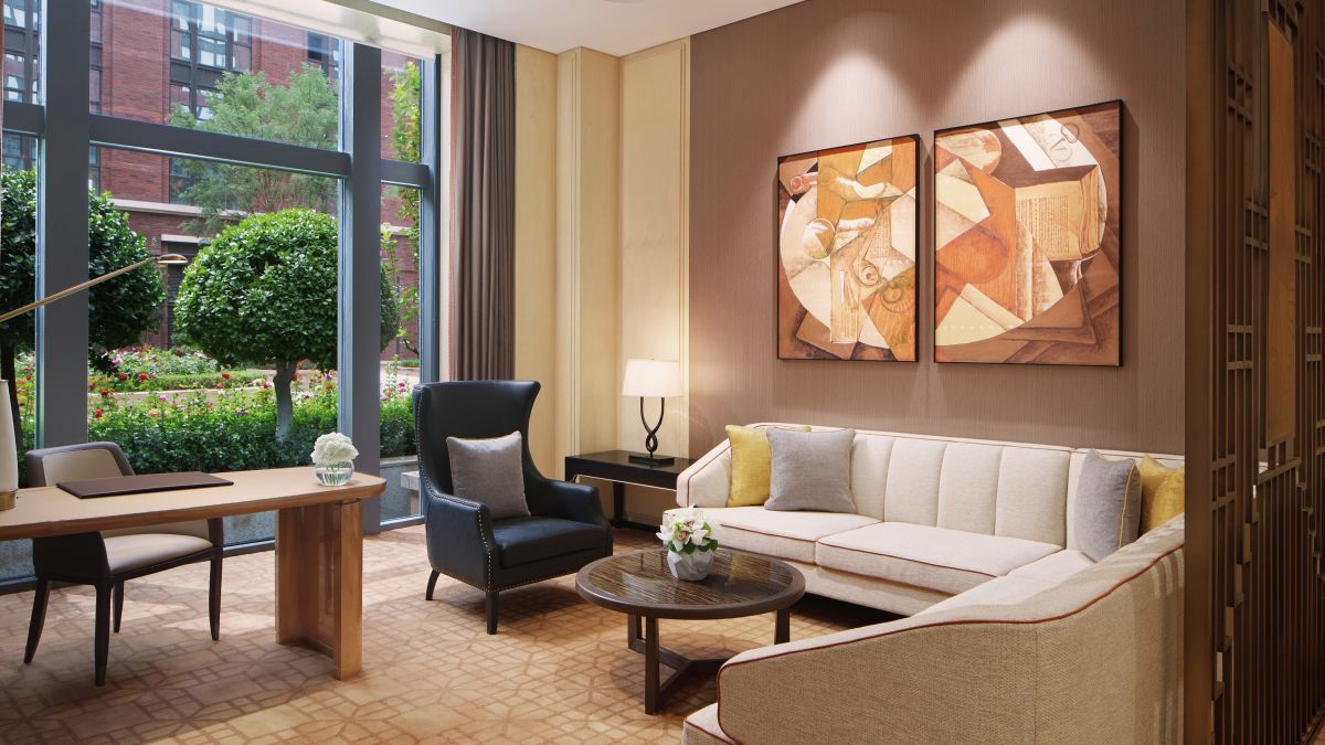 Living area in suite with comfortable seating