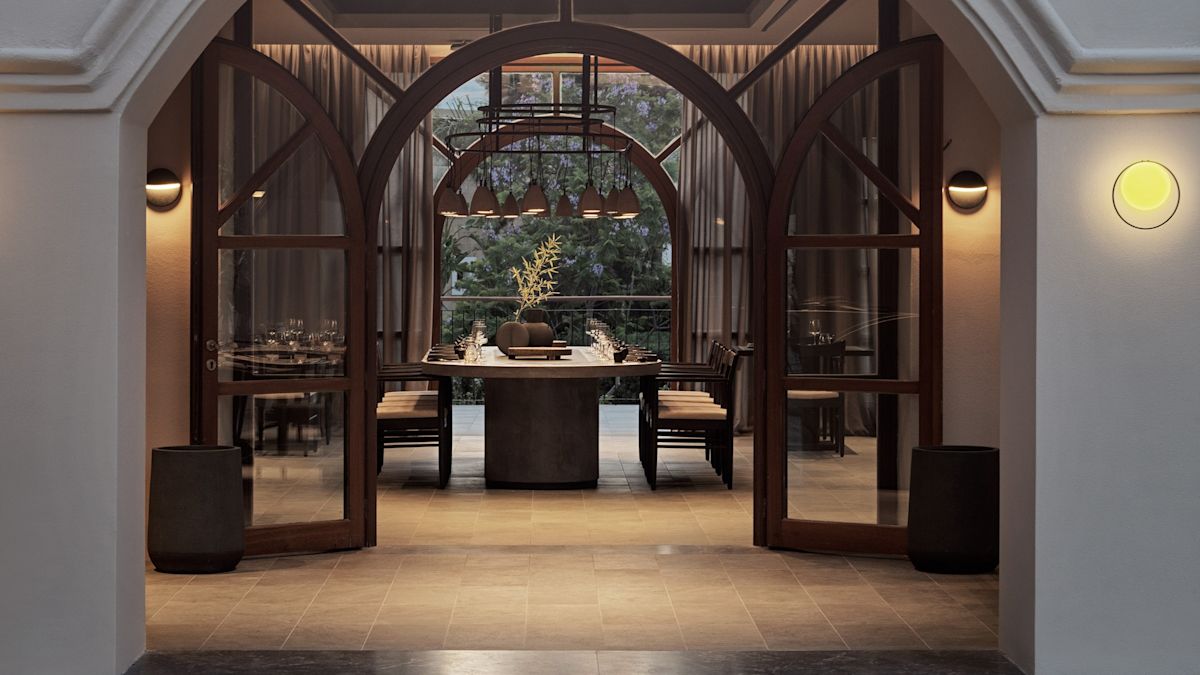 Intrarea în restaurantul Yellow Sea