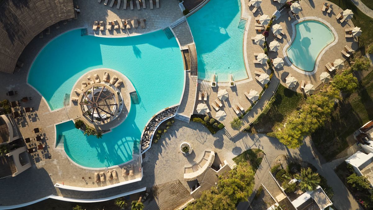 Vista aérea da piscina