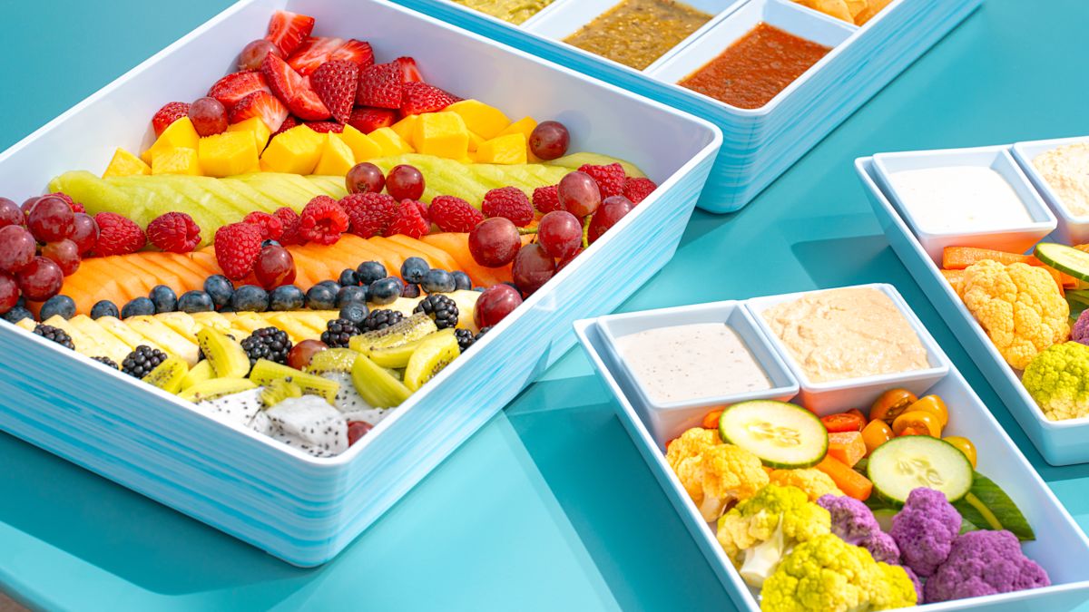 snack trays, fruits, vegetables, chips