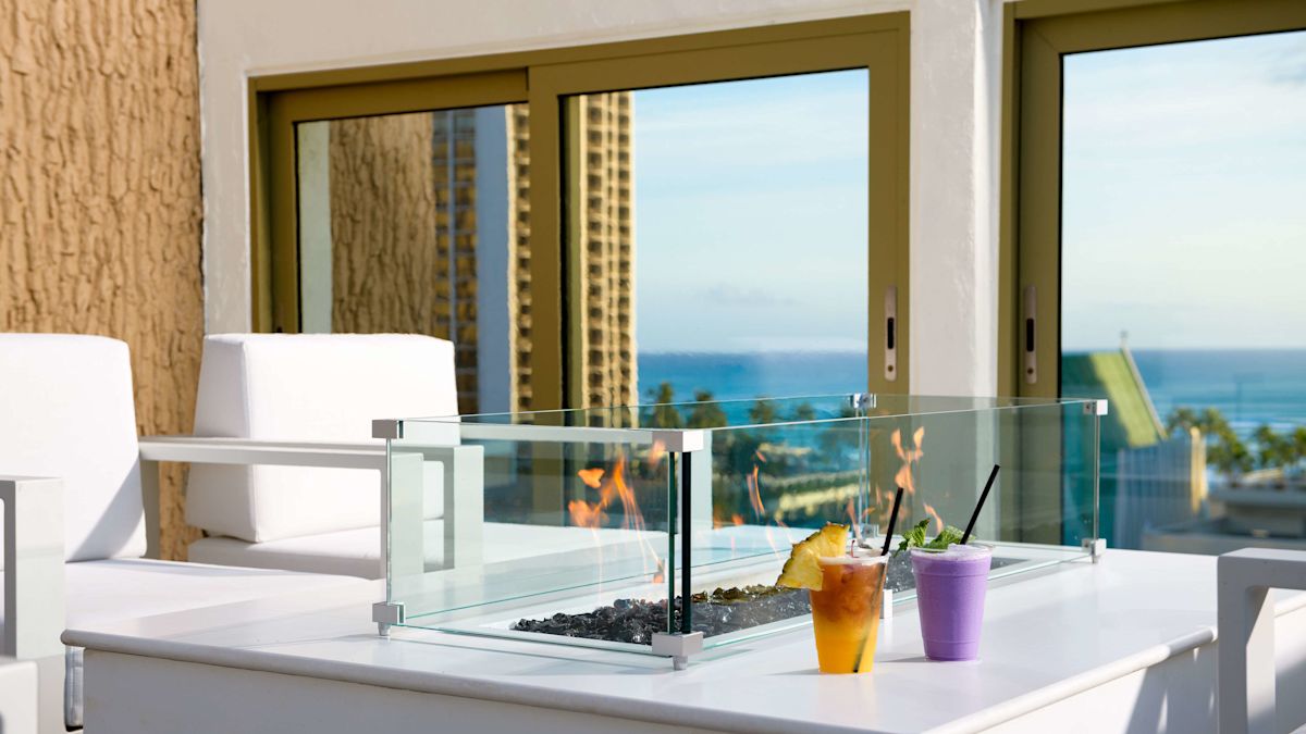 pool deck, fire pit, cocktails