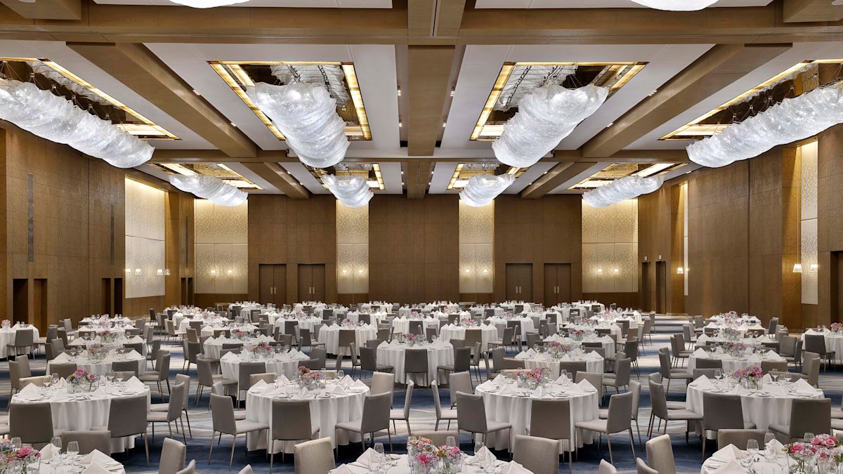 宴会場「ヤス」