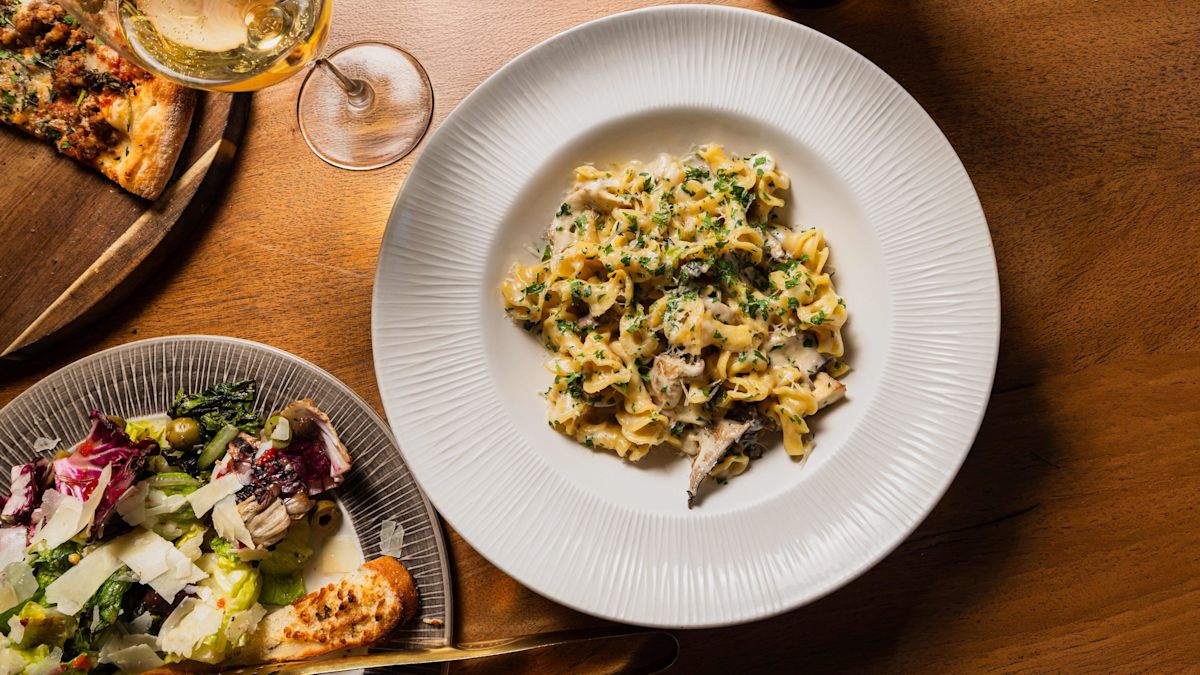 Enchapado de trufas negras olívinas