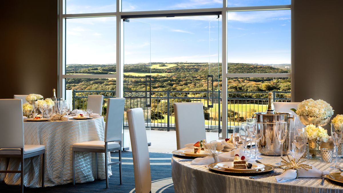 圣何塞会议室，俯瞰山丘乡村景色