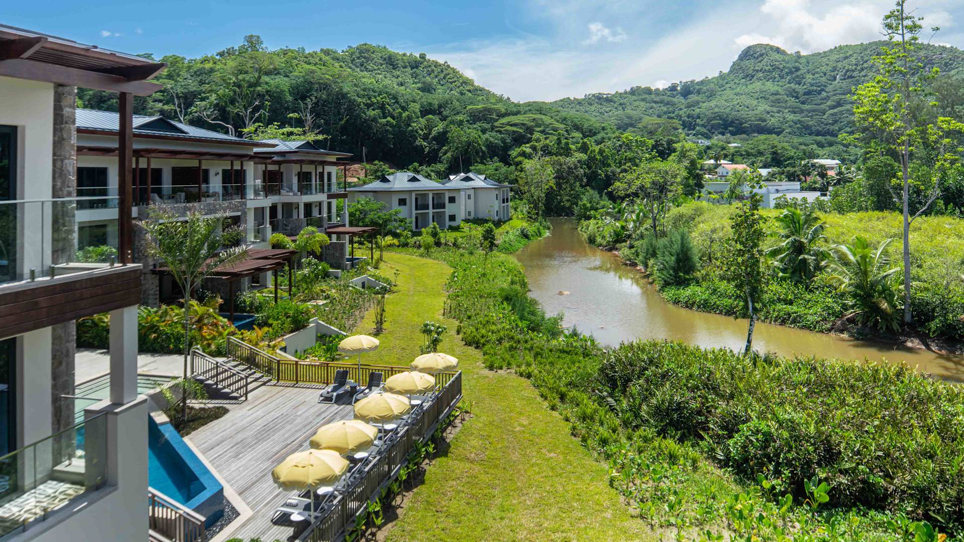 วิวธรรมชาติจากห้องสวีท