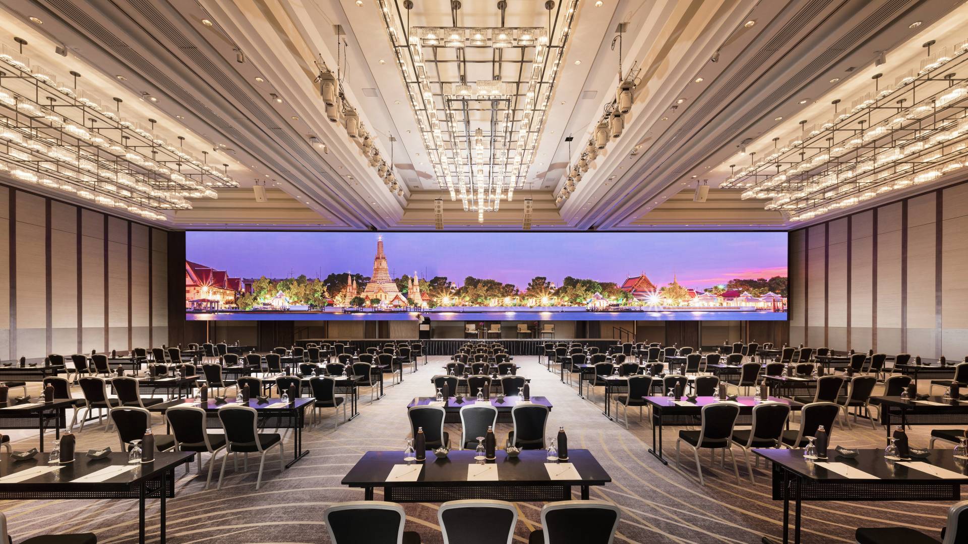 Conrad Ballroom - Classroom Set Up