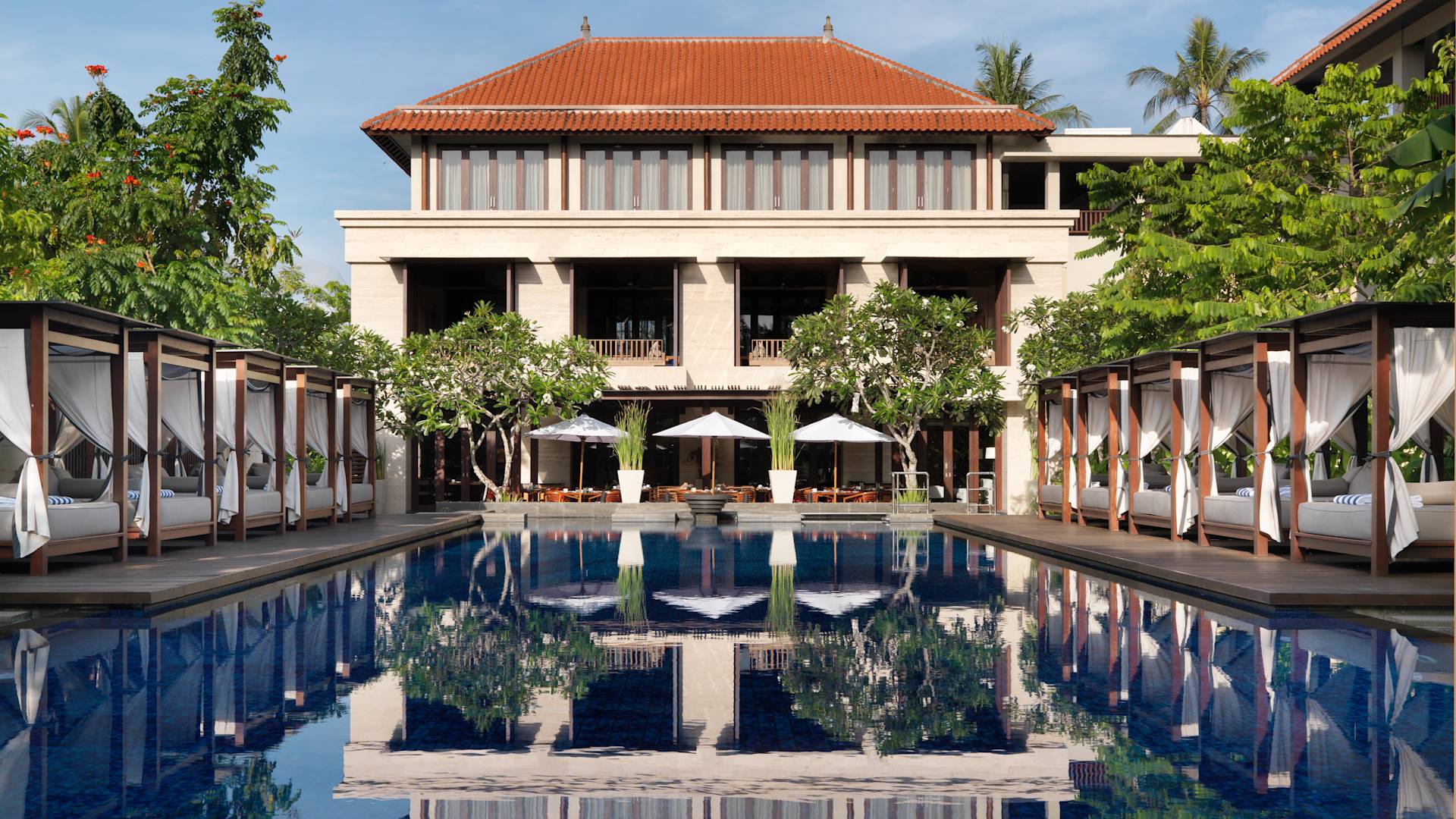 Outdoor Swimming Pool