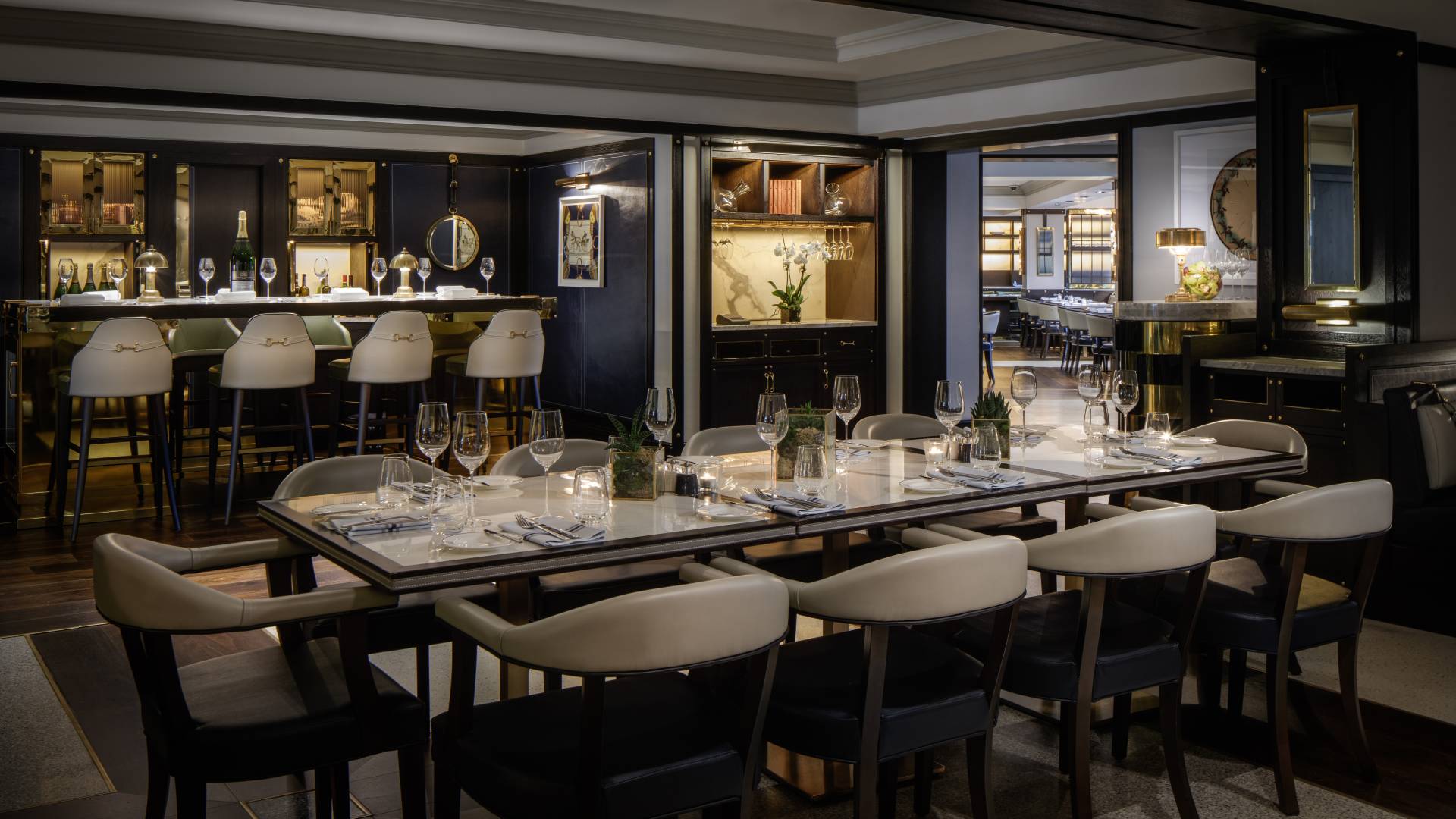 Coburg restaurant seating setup