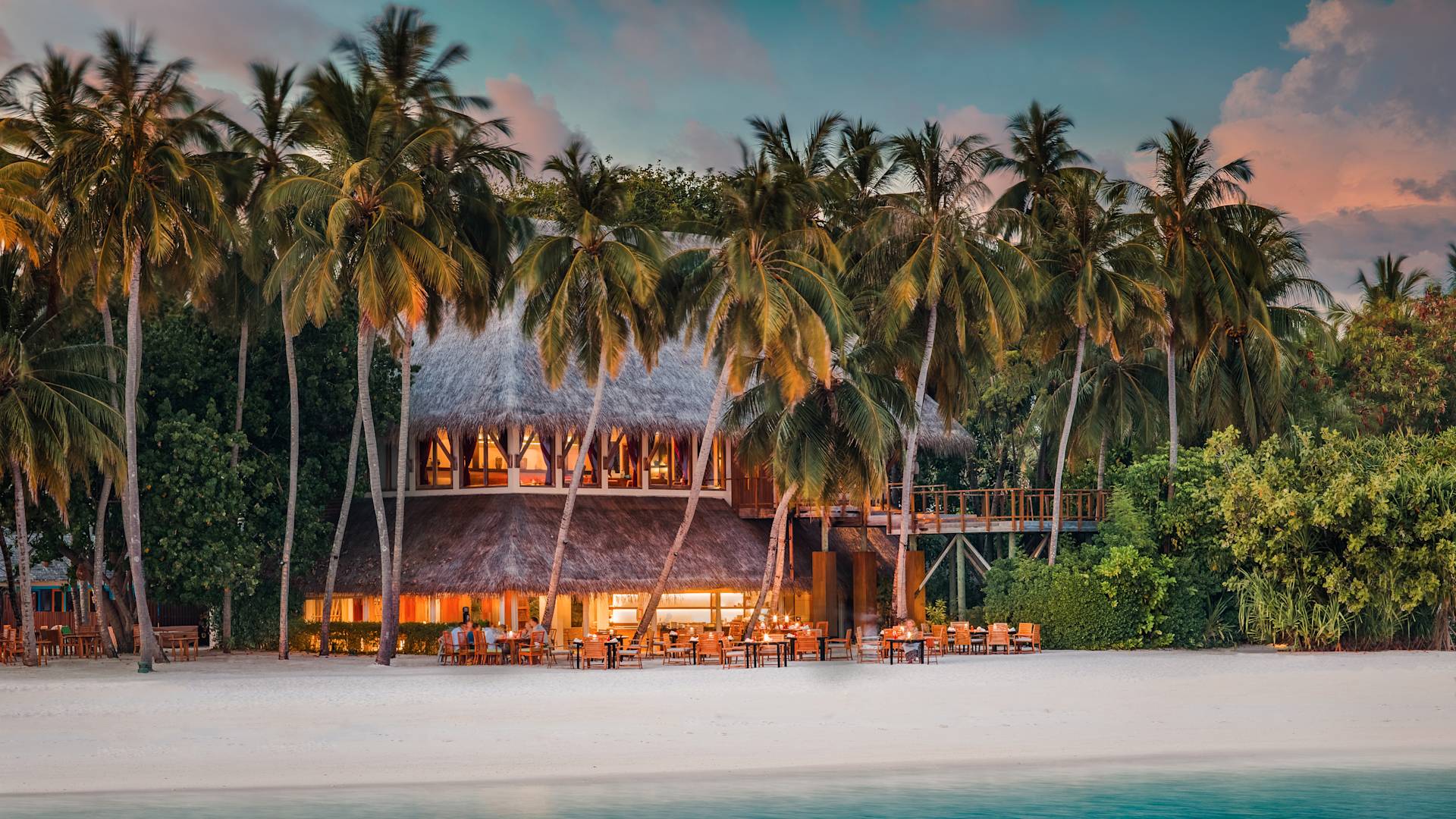 Ufaa by Jereme Leung