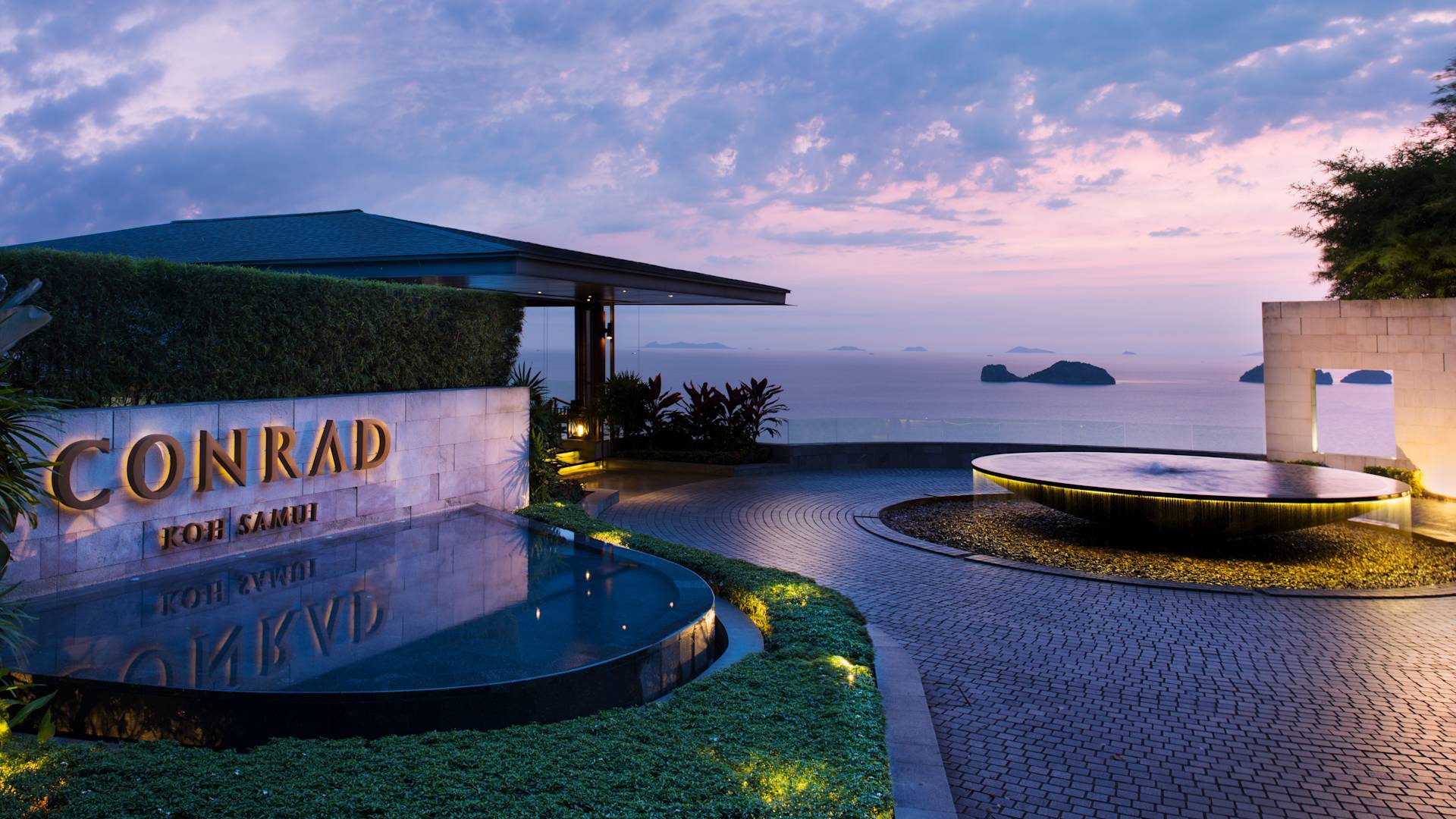 Hotel exterior sign with ocean view