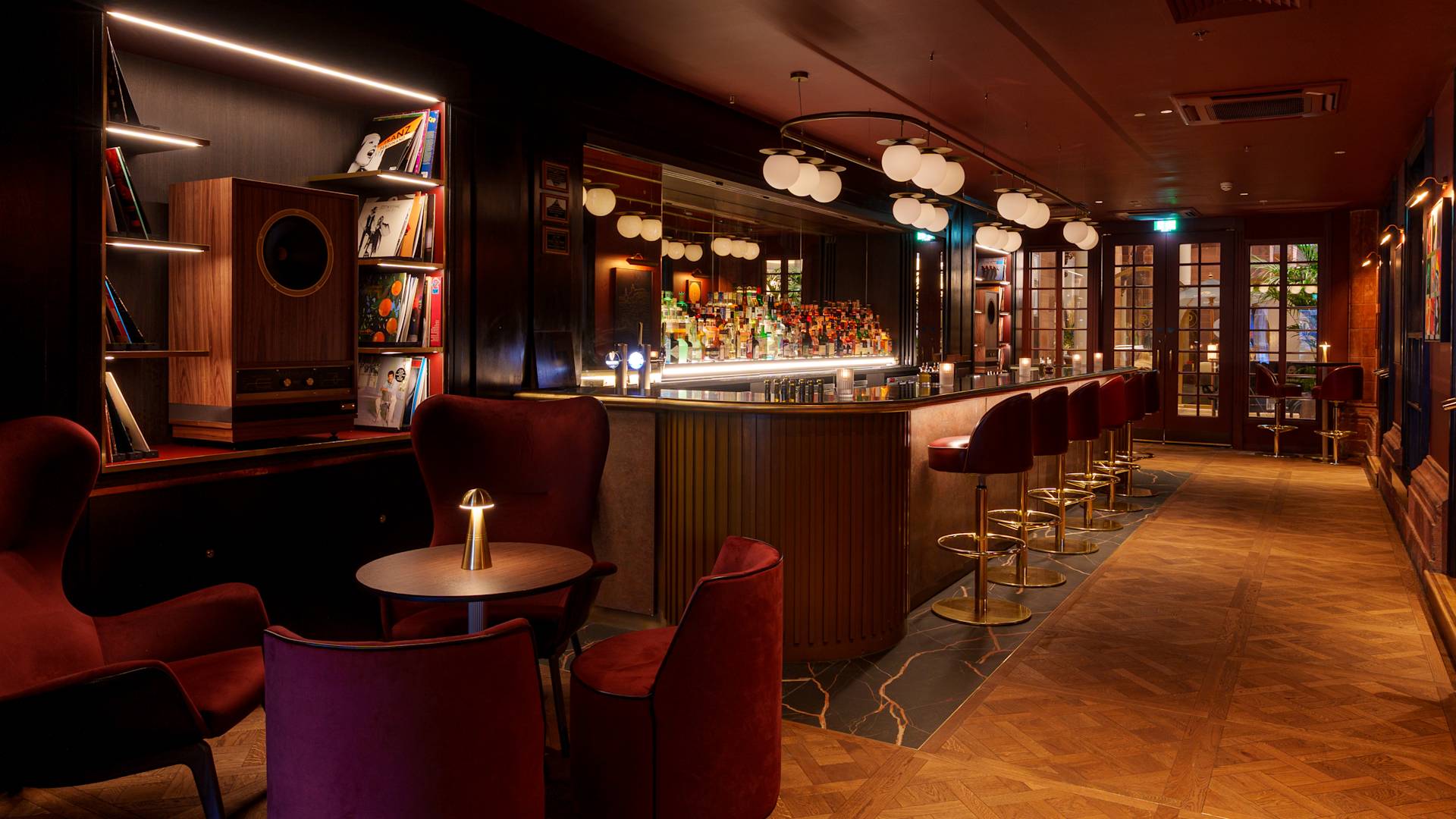 Panoramica del Caley Bar