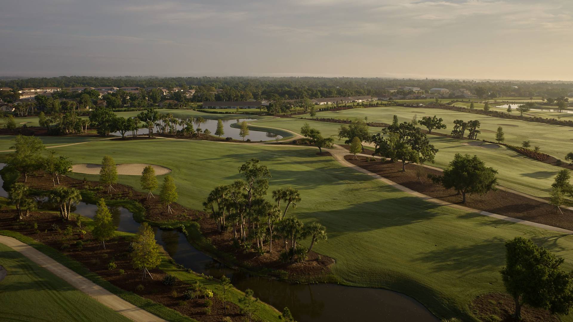 Pemandangan dari Atas Aileron Golf Club