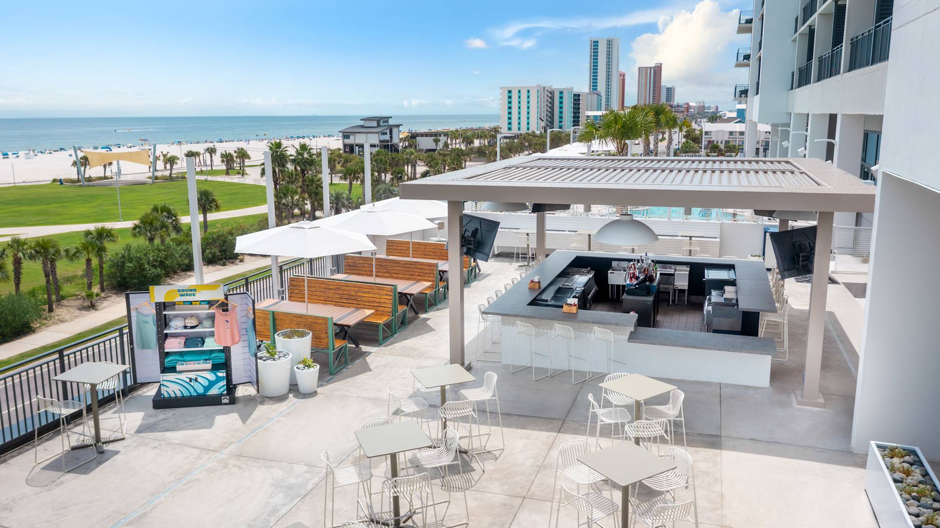 Outdoor Patio With Bar