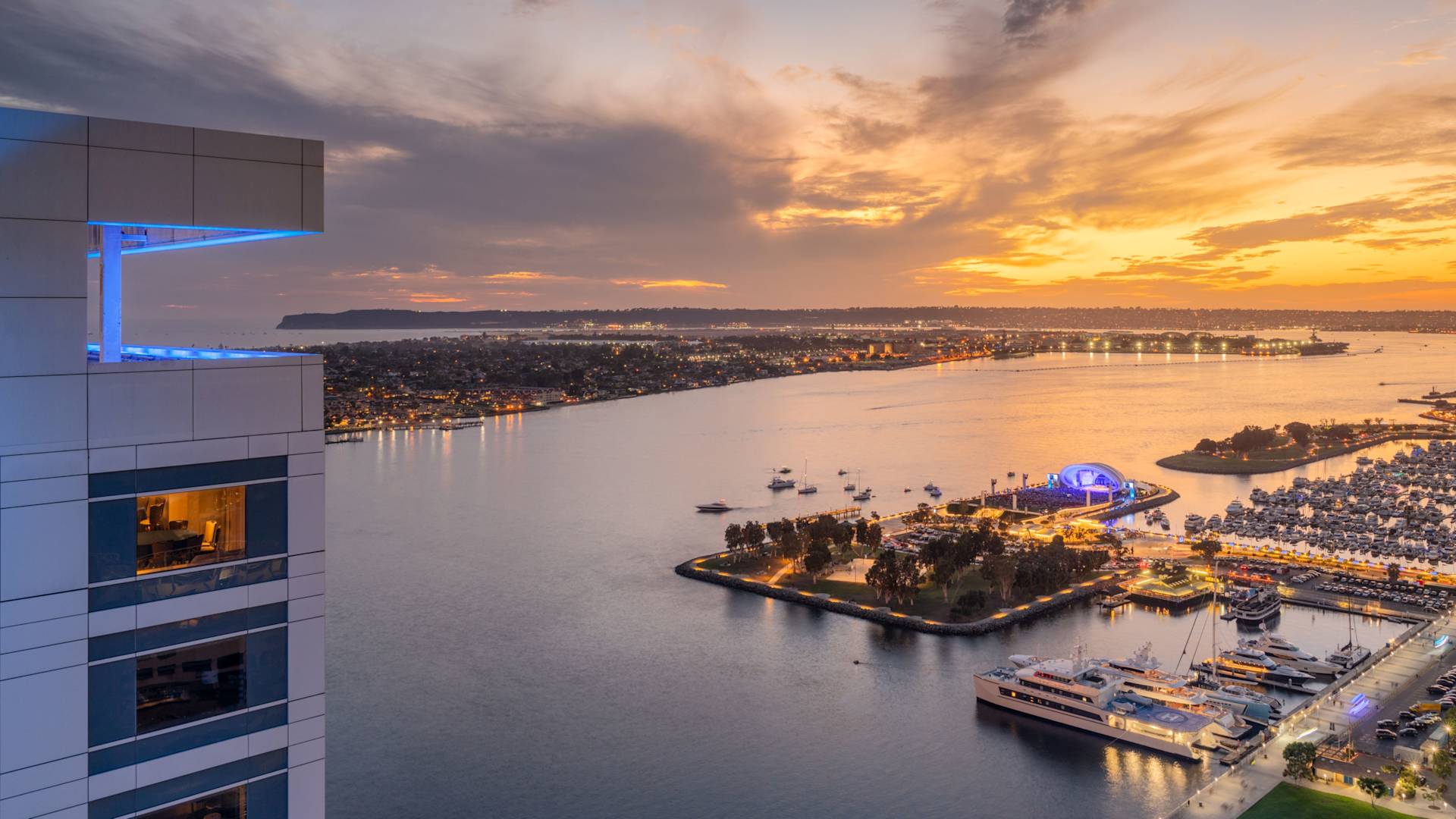 Vedere cu Golful San Diego de la Hotelul nostru la apus